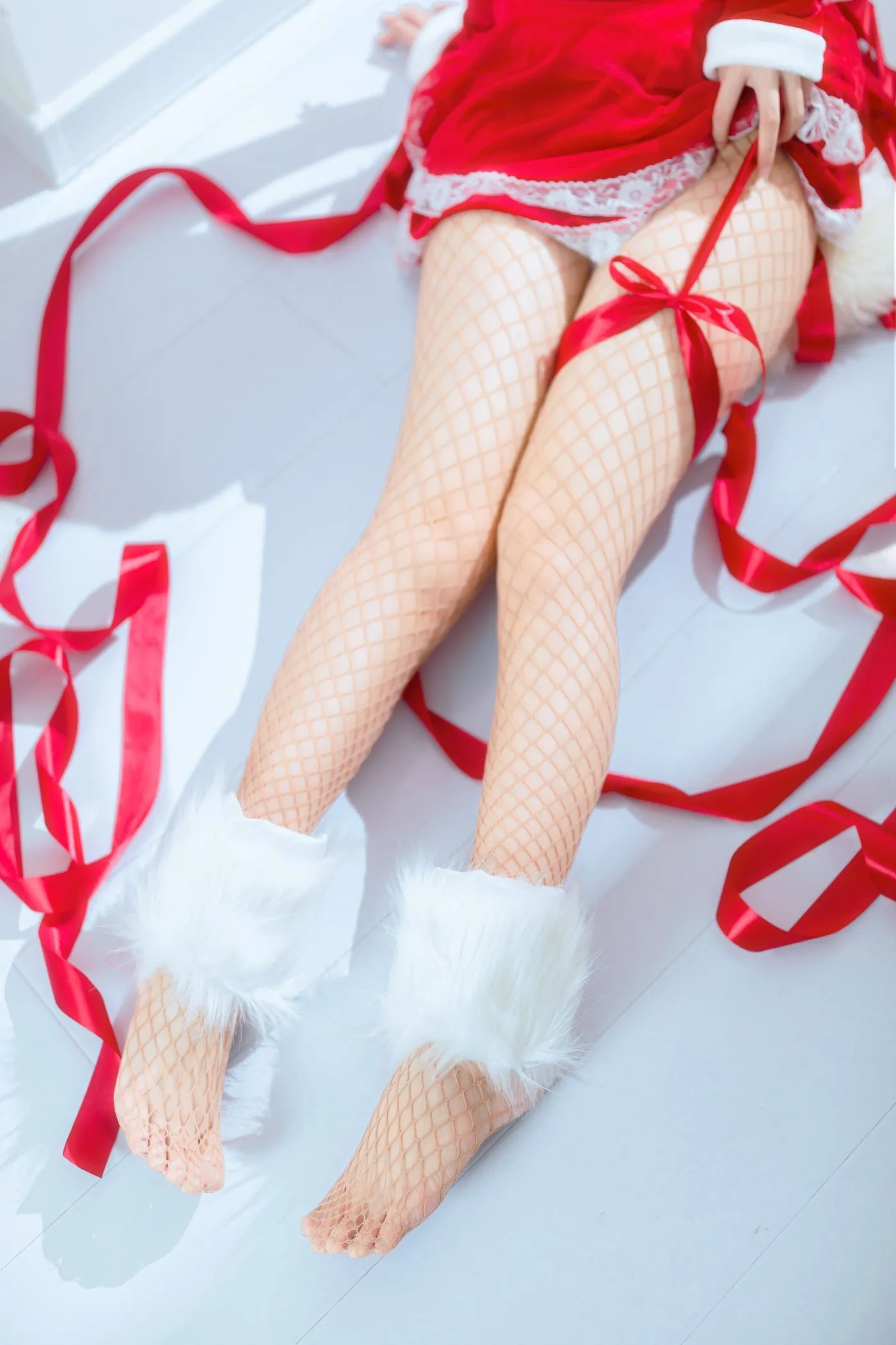洛桑w伊梓 – NO.06 网袜丝带兔兔 [25P]插图4