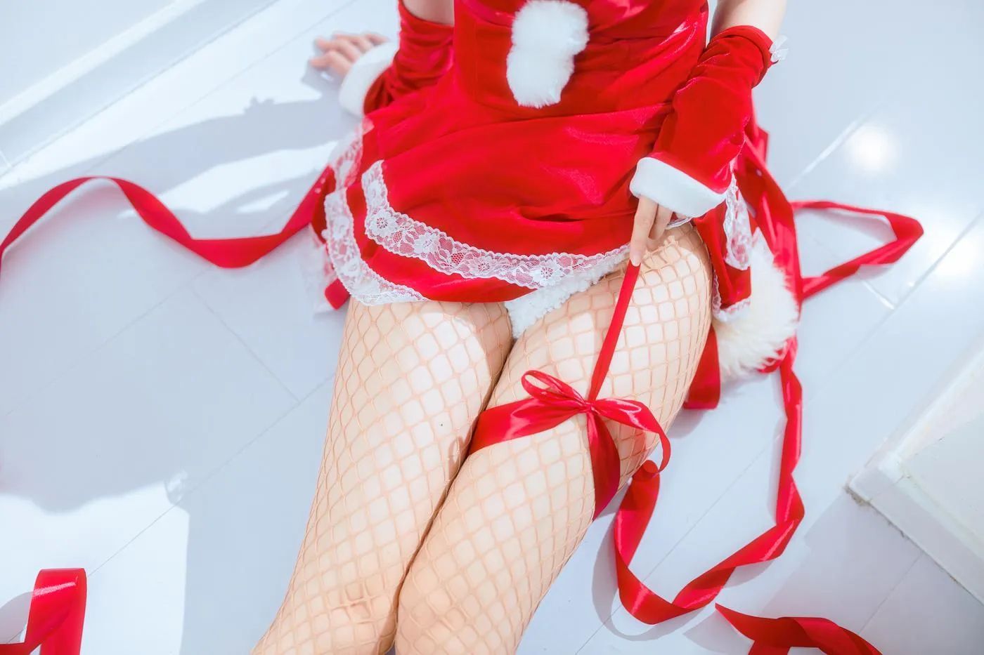 洛桑w伊梓 – NO.06 网袜丝带兔兔 [25P]插图5