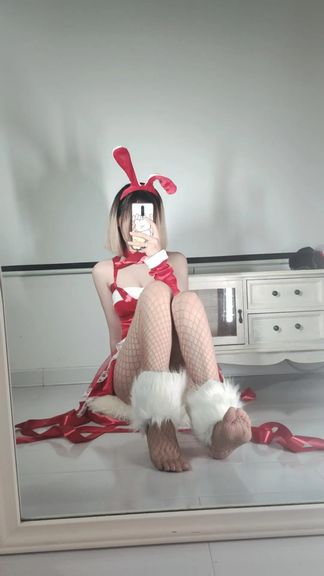 洛桑w伊梓 – NO.06 网袜丝带兔兔-自拍 [21P]插图9