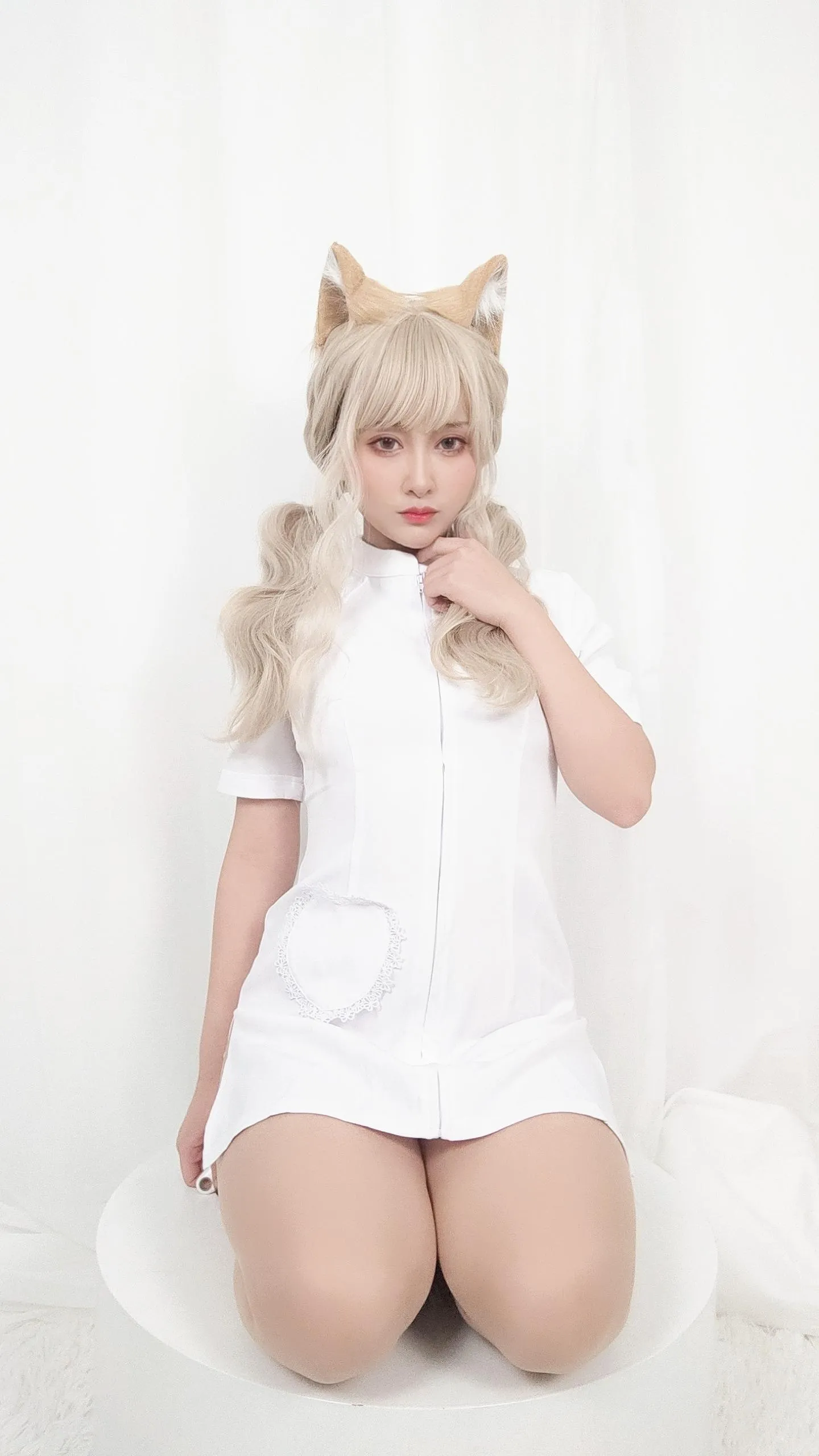 洛璃 LoLiSAMA NO.019 橘猫护士 [107P]插图3