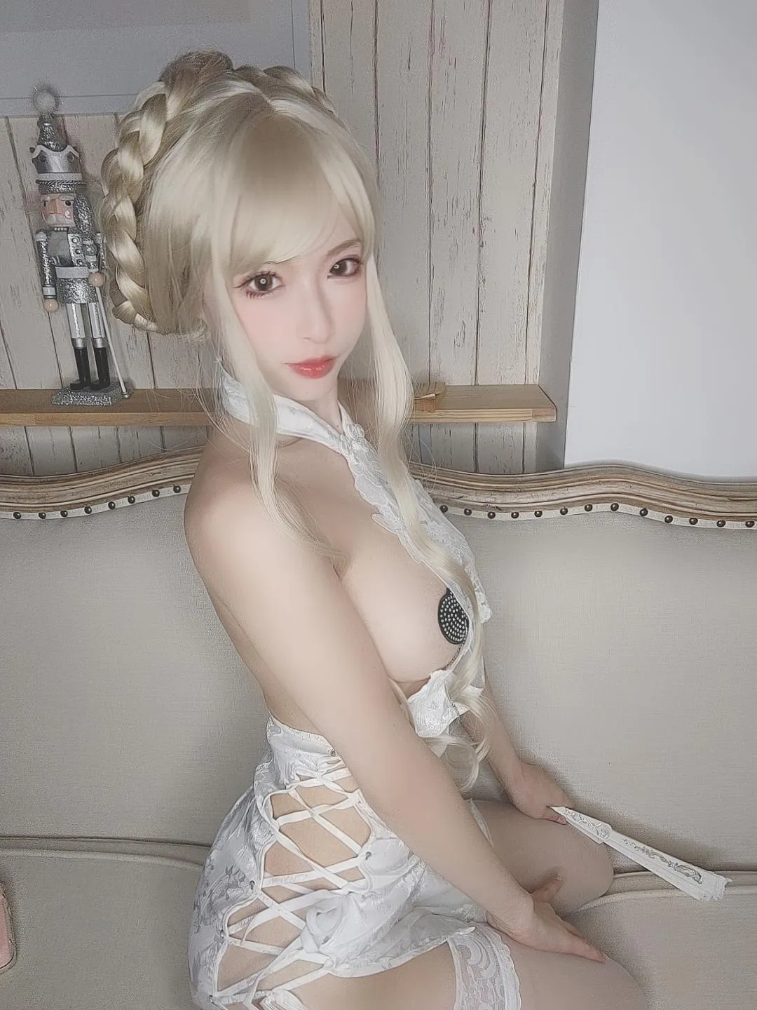 清水由乃 – NO.41 金发旗袍-自拍 [29P]插图6