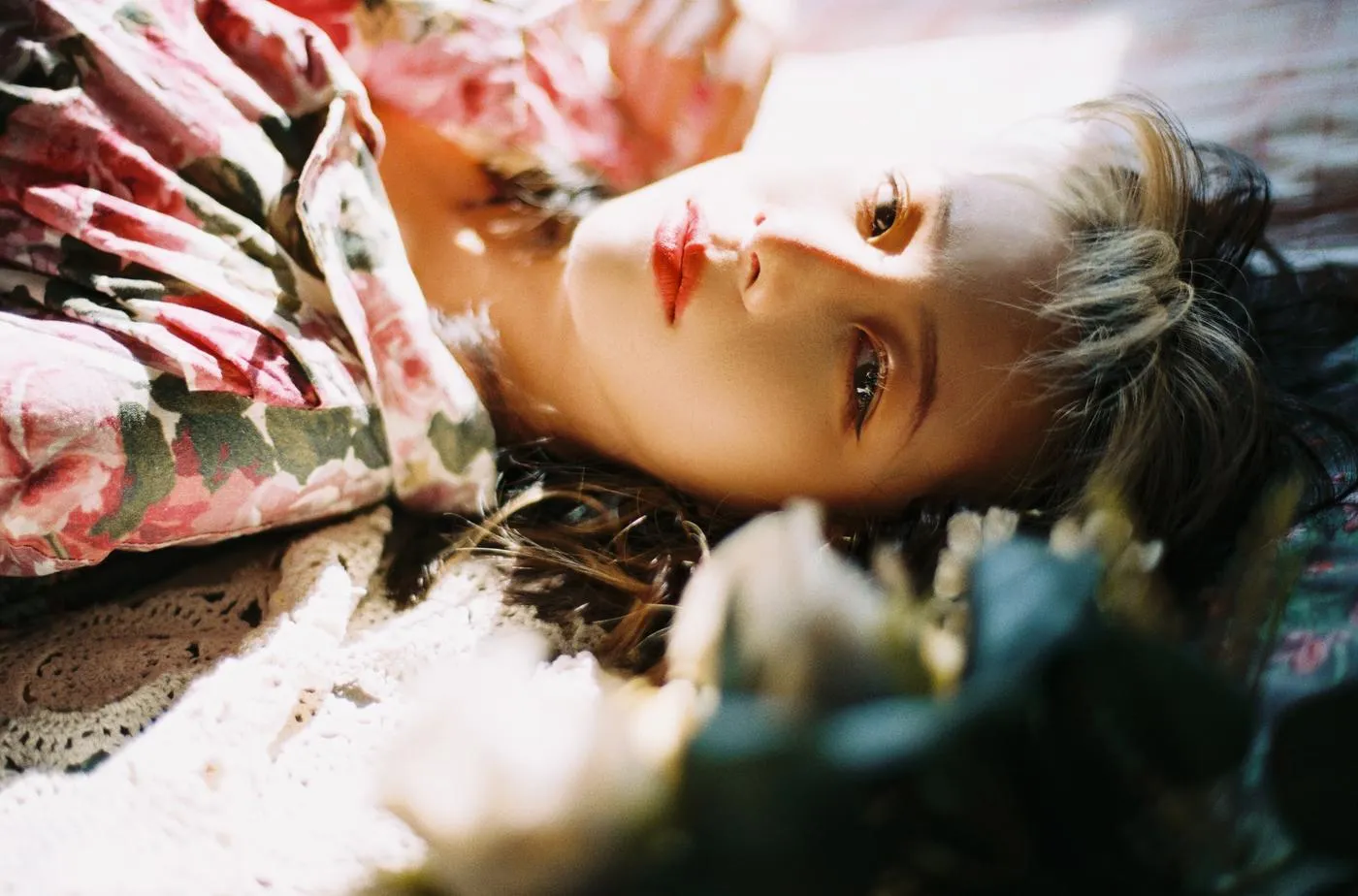 清青琴玖 – NO.12 梦里碎花 [26P]插图1
