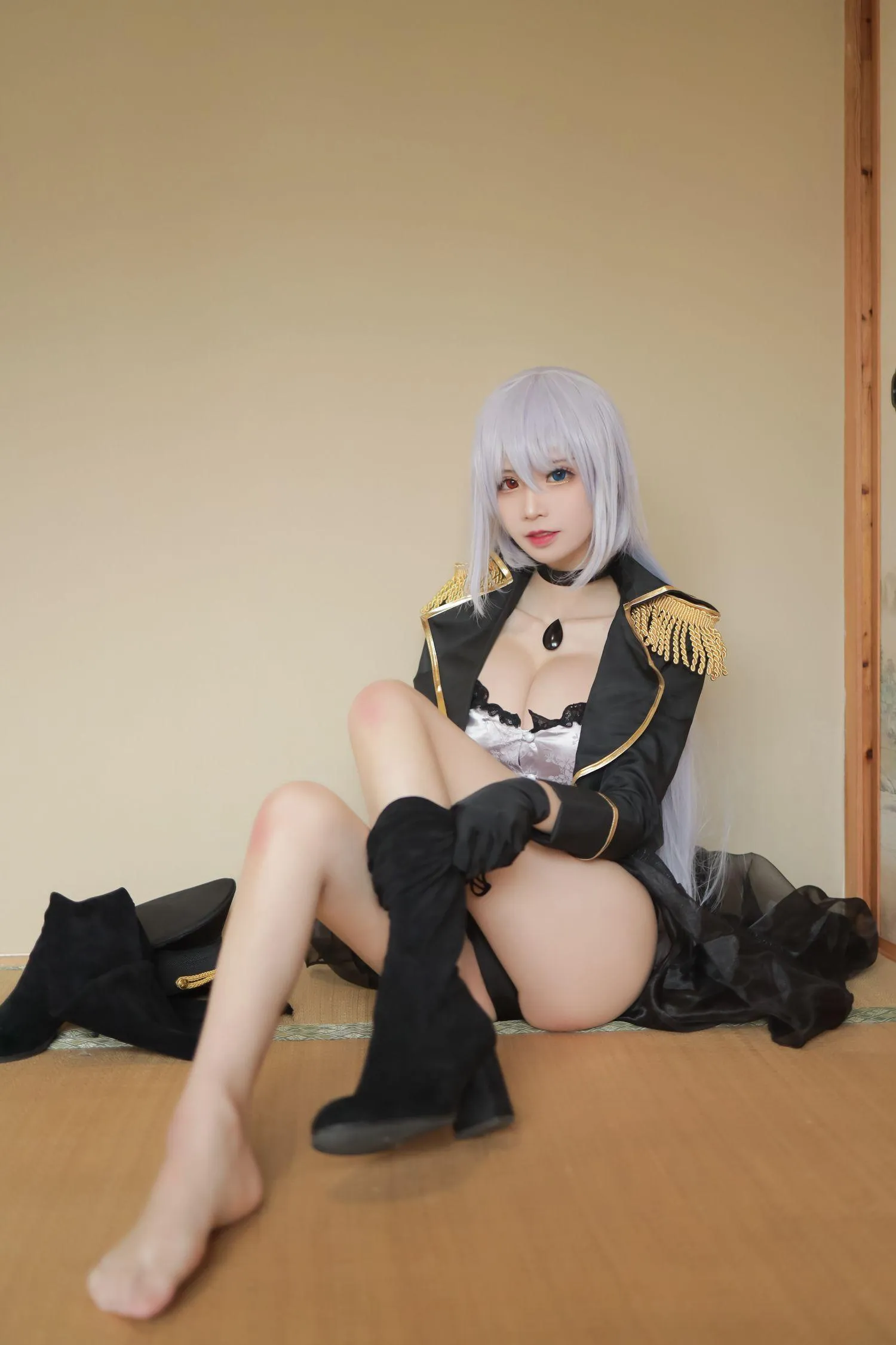 爱老师_PhD – NO.42 喜多川海梦-军装 [10P]插图5