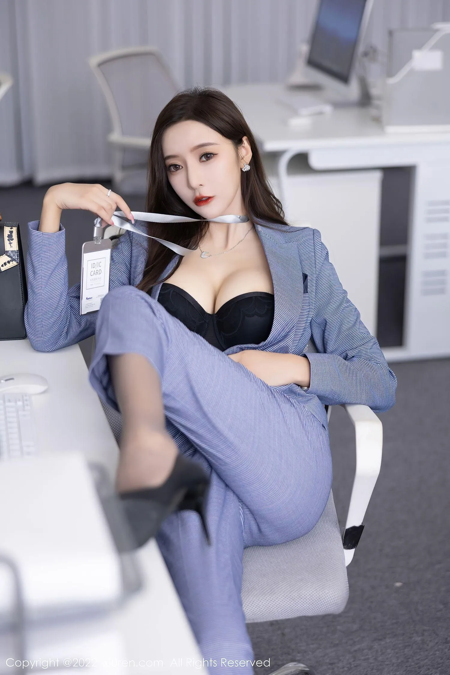 [XIUREN秀人网] 2022.09.22 NO.5629 王馨瑶yanni [83P]插图1