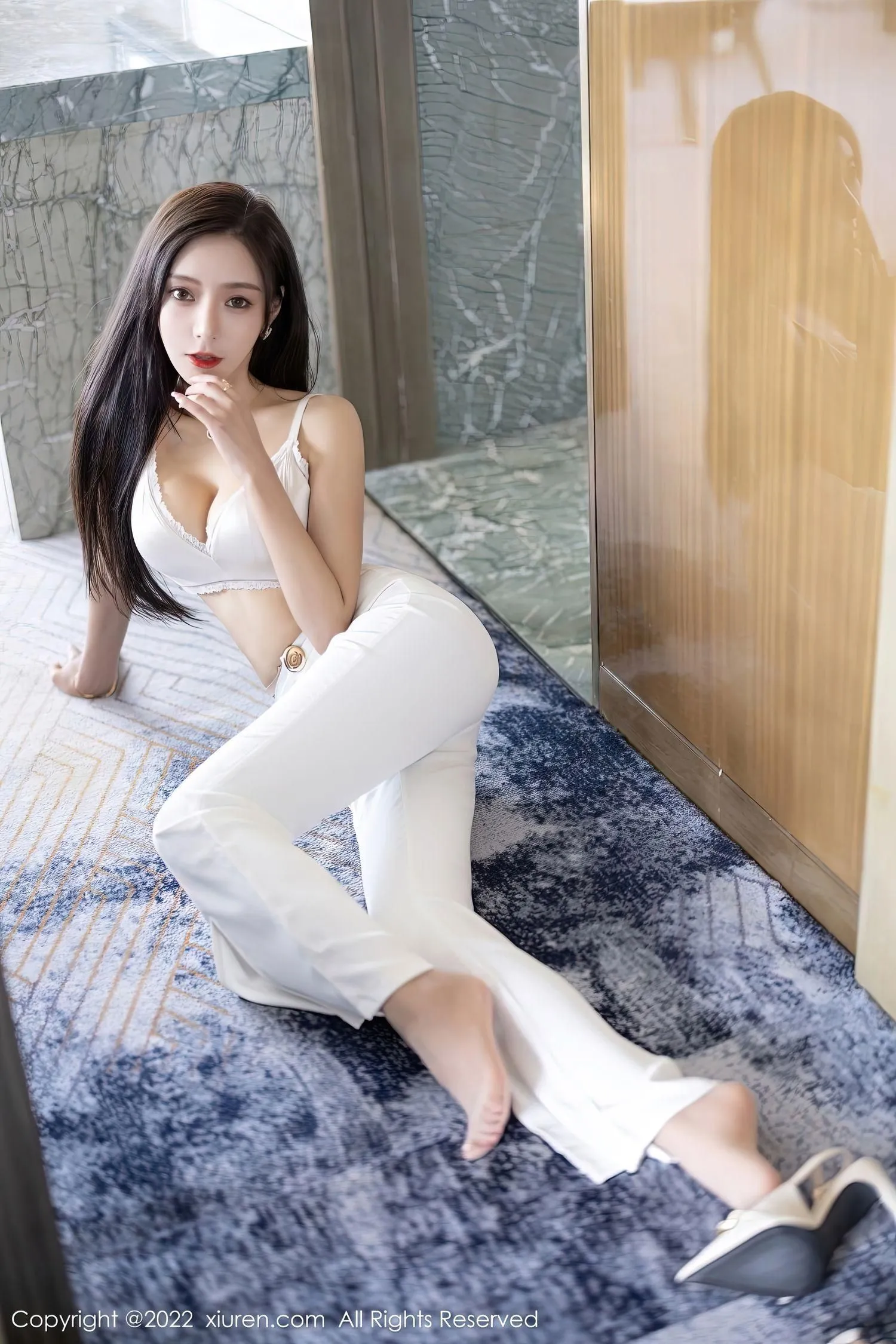 [XIUREN秀人网] 2022.11.01 NO.5790 王馨瑶yanni [91P]插图1