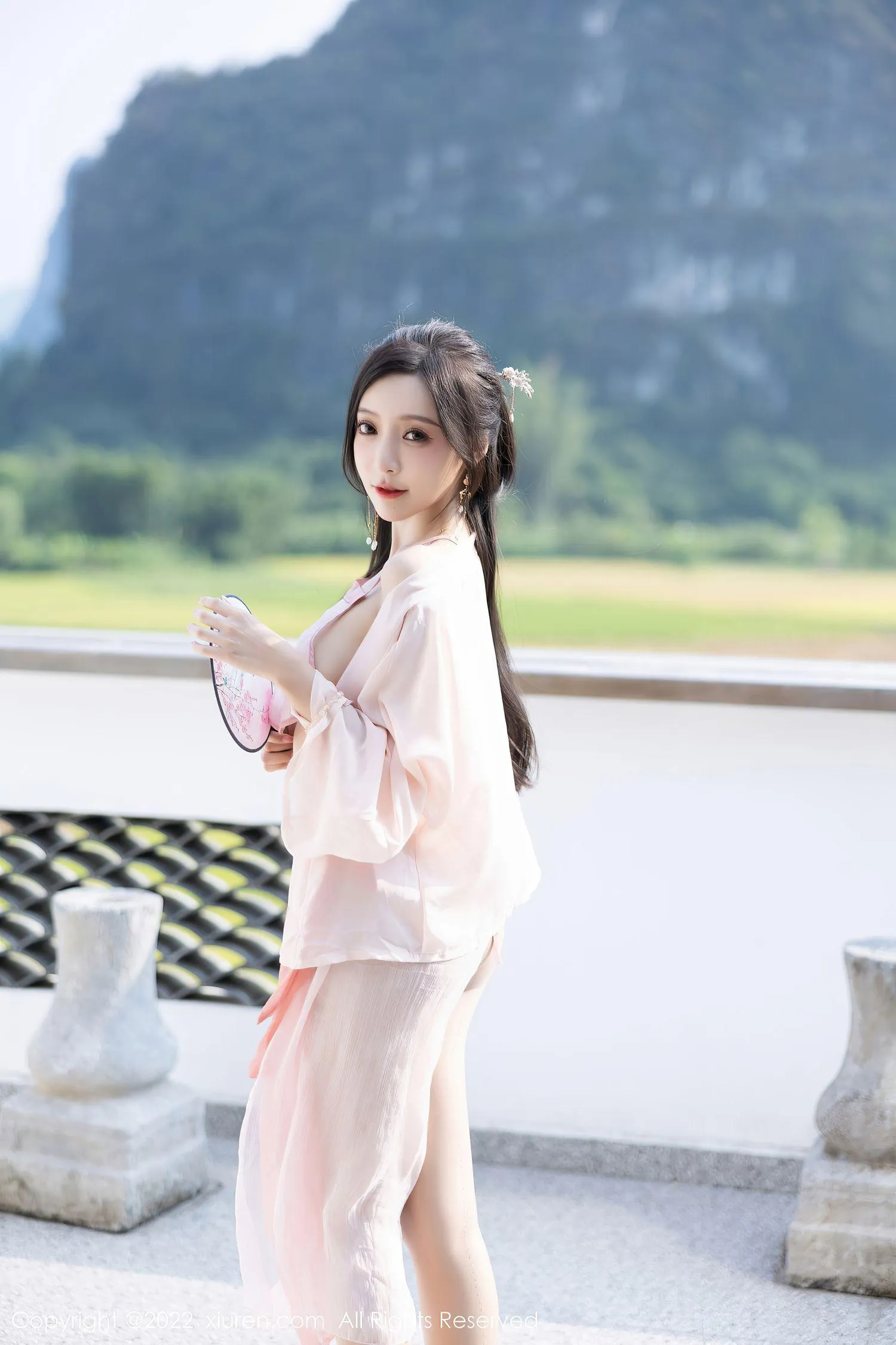 [XIUREN秀人网] 2022.12.23 NO.6040 王馨瑶yanni [85P]插图1