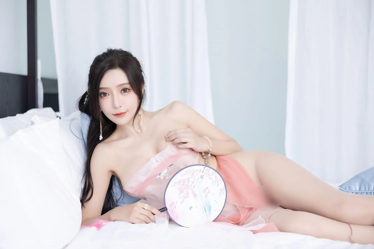 [XIUREN秀人网] 2022.12.23 NO.6040 王馨瑶yanni [85P]插图1