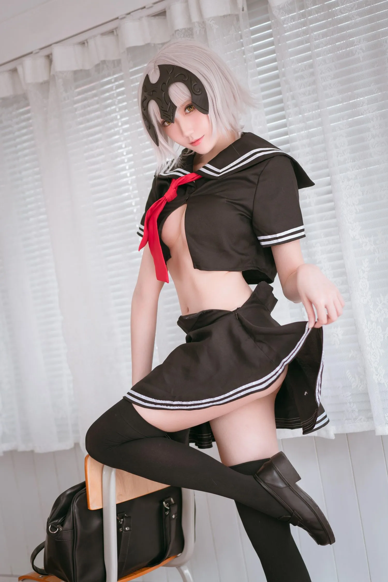 瓜希酱 NO.012 黑贞德 校服 [13P]插图6