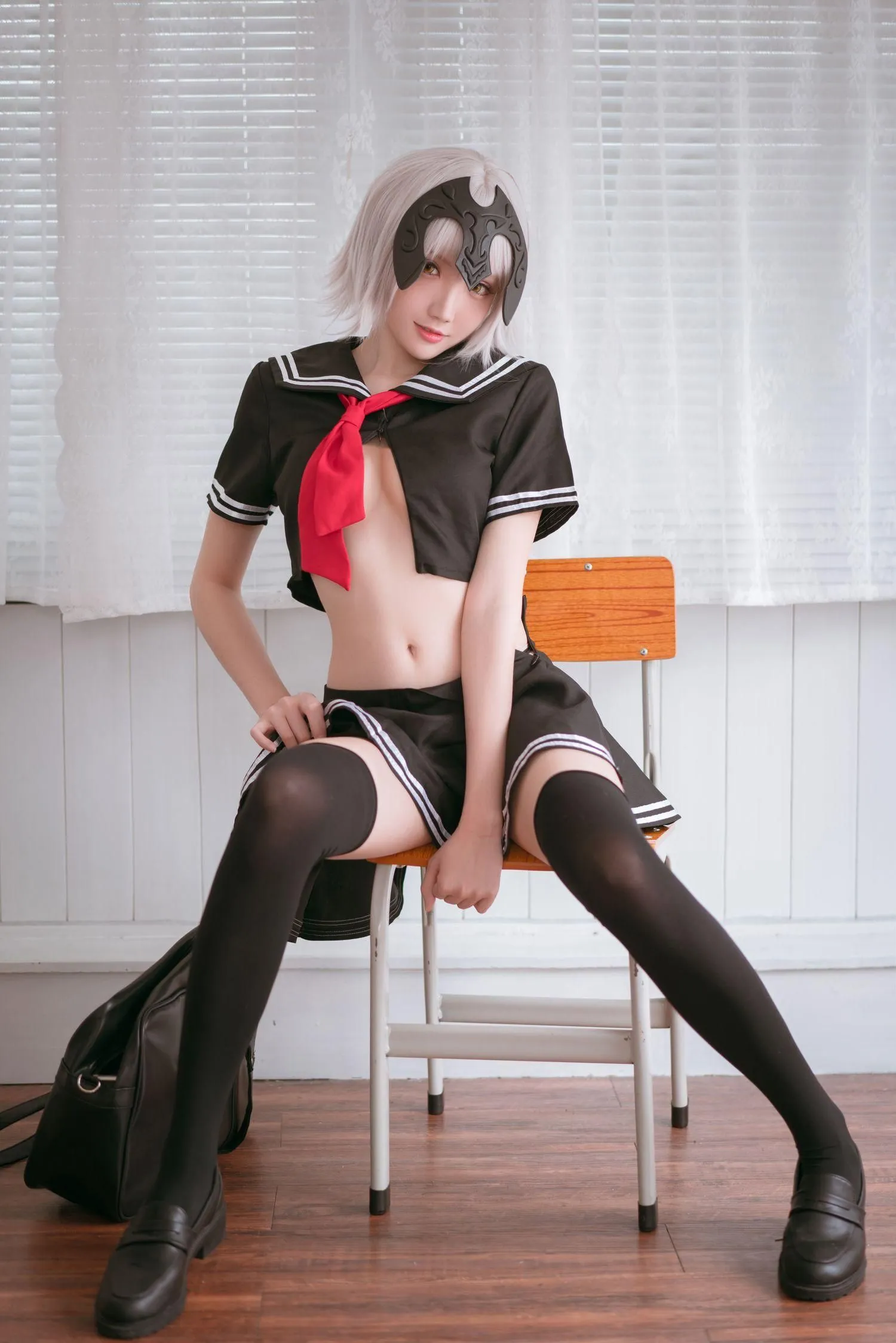 瓜希酱 NO.012 黑贞德 校服 [13P]插图8