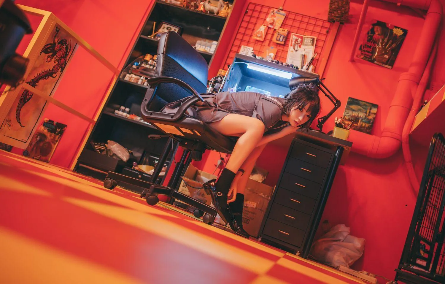 疯猫ss – NO.02 02制服写真（5套）-03.暗黑JK [16P]插图1