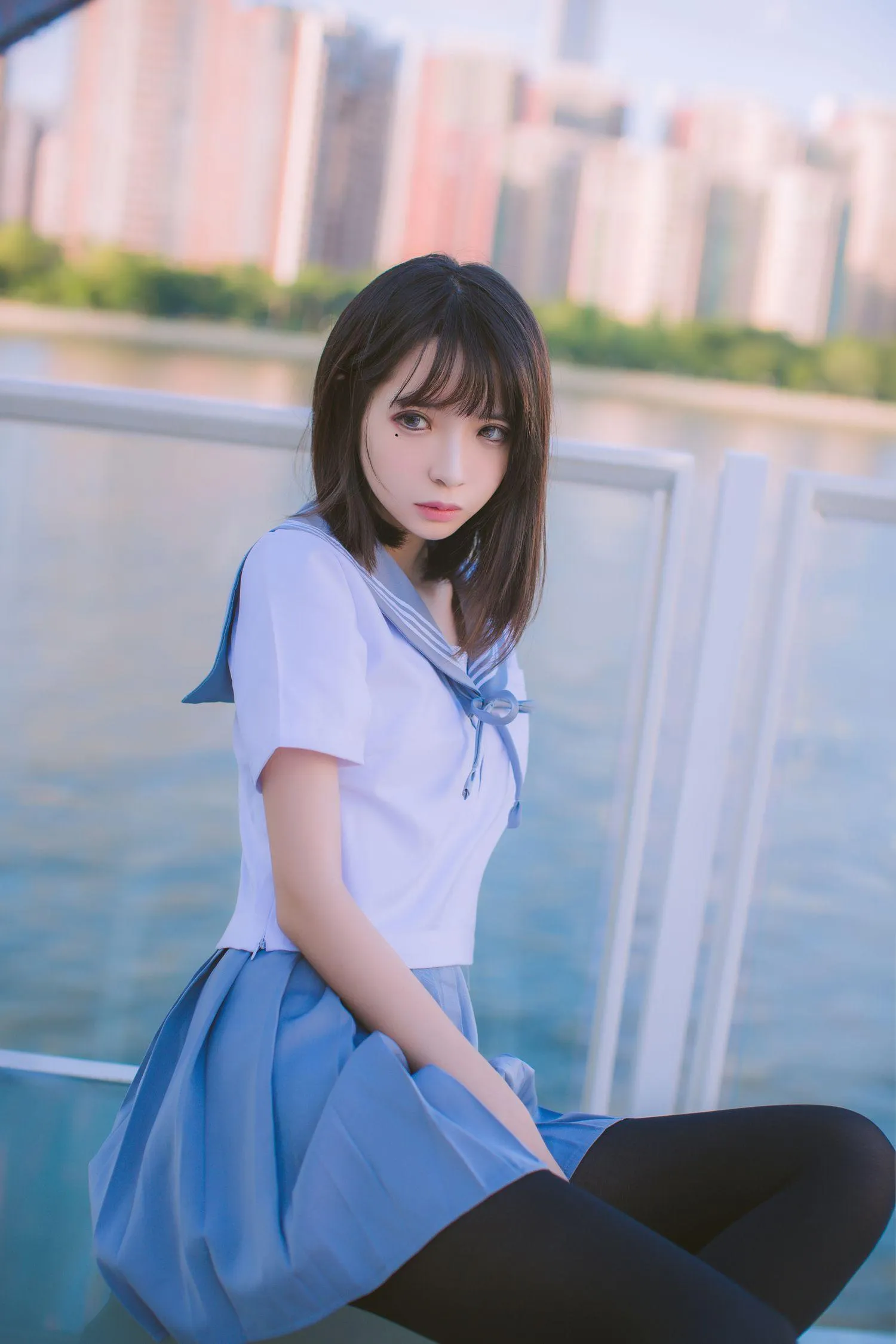 疯猫ss – NO.02 02制服写真（5套）-04.海边 [15P]插图
