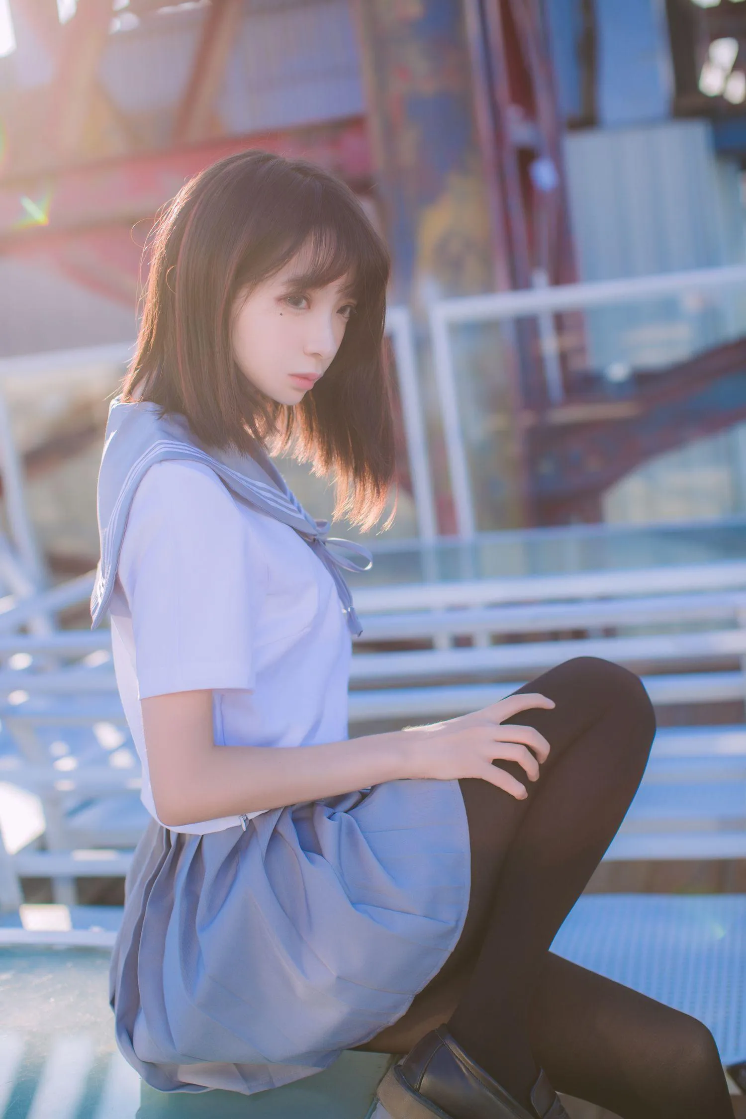 疯猫ss – NO.02 02制服写真（5套）-04.海边 [15P]插图2