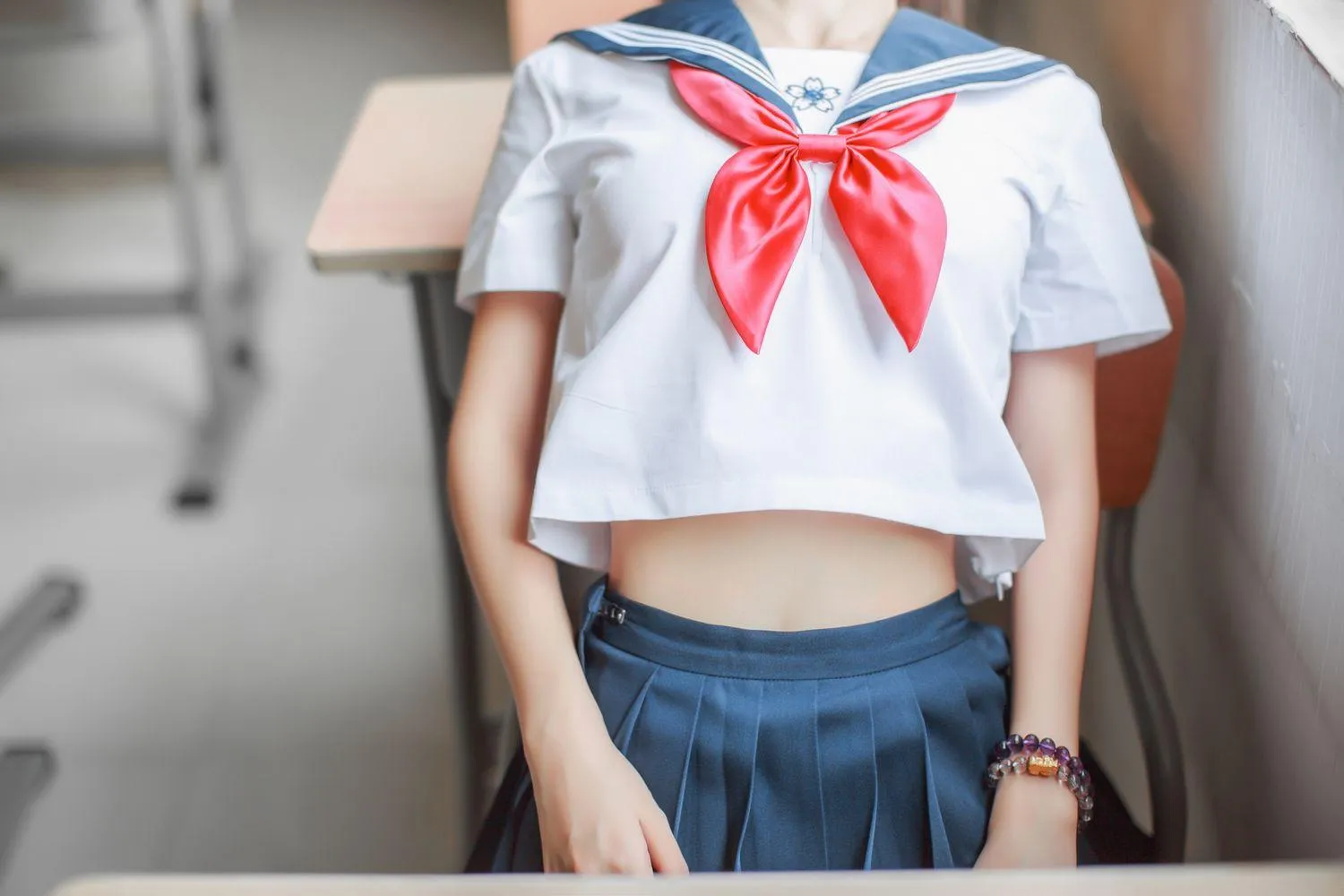 疯猫ss – NO.02 02制服写真（5套）-05.同桌的水手服 [41P]插图1
