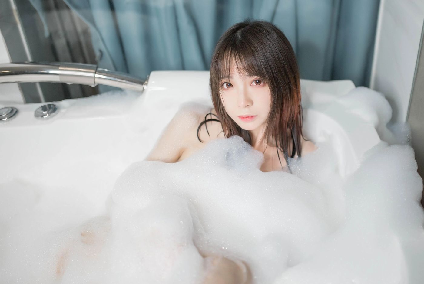 疯猫ss – NO.04 04泡泡浴写真 [34P]插图3