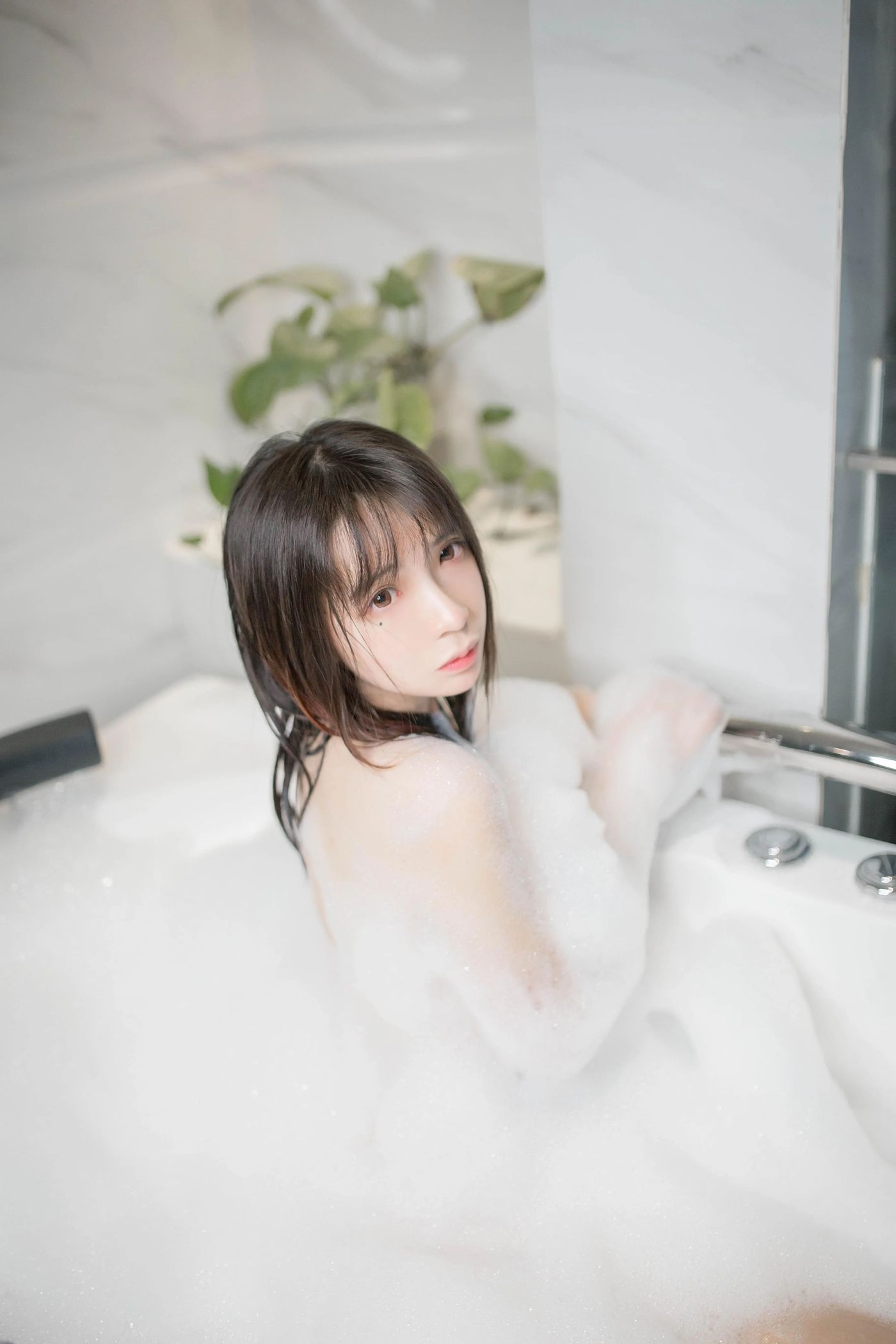 疯猫ss – NO.04 04泡泡浴写真 [34P]插图7
