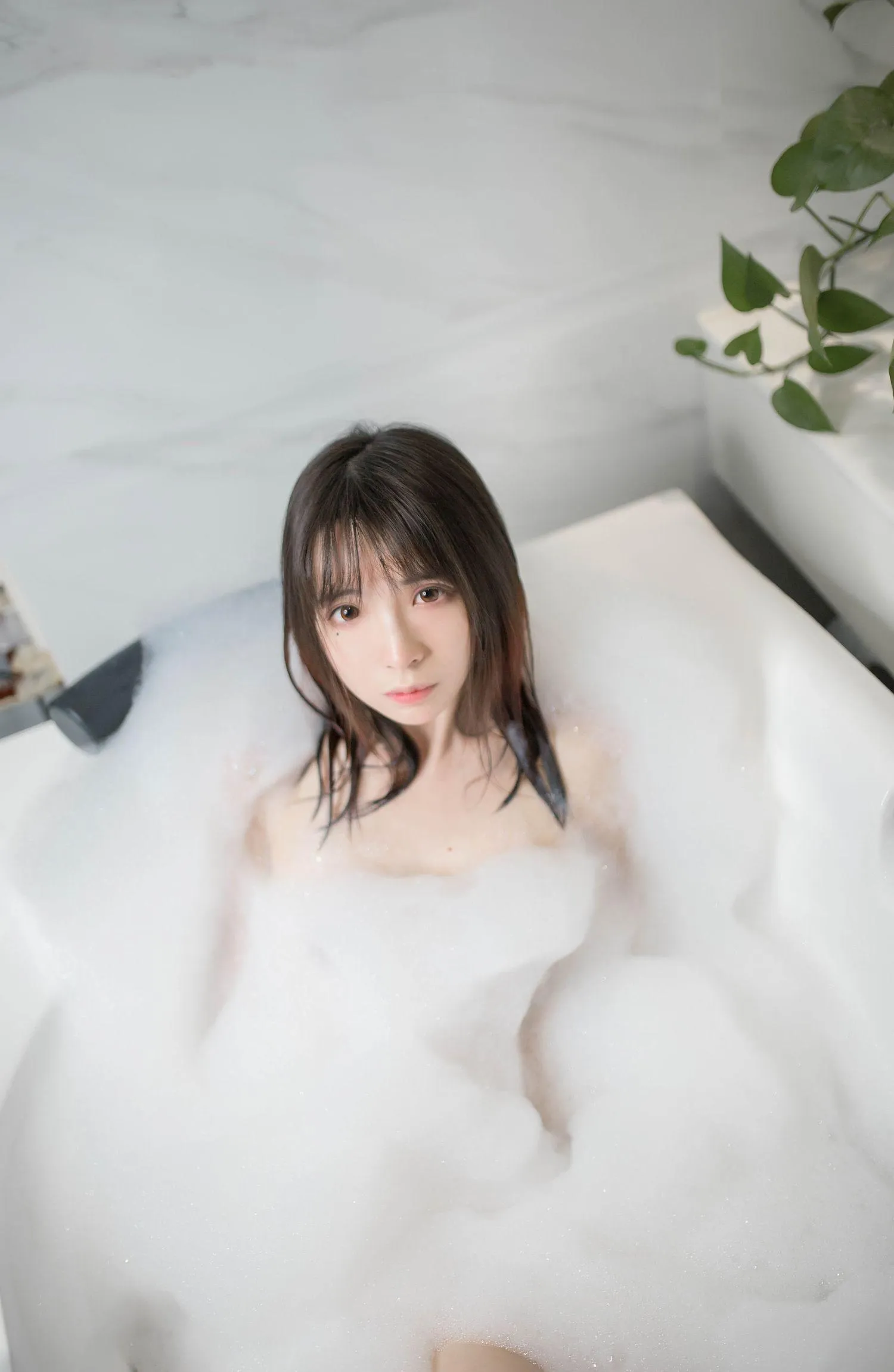 疯猫ss – NO.04 04泡泡浴写真 [34P]插图2