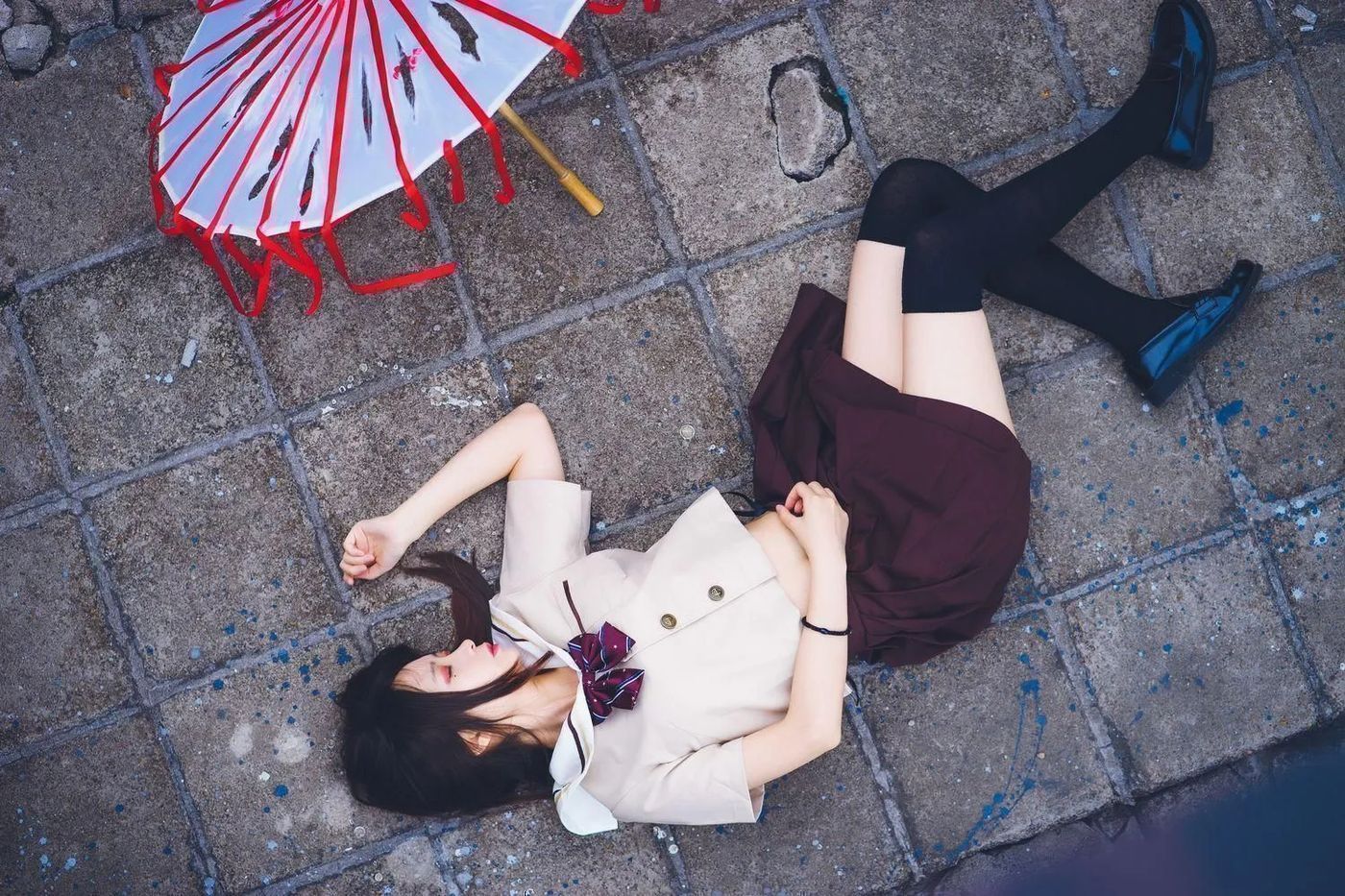 疯猫ss – NO.08 丝袜狂想曲（4套）-01.伞-42P-573M [42P]插图5