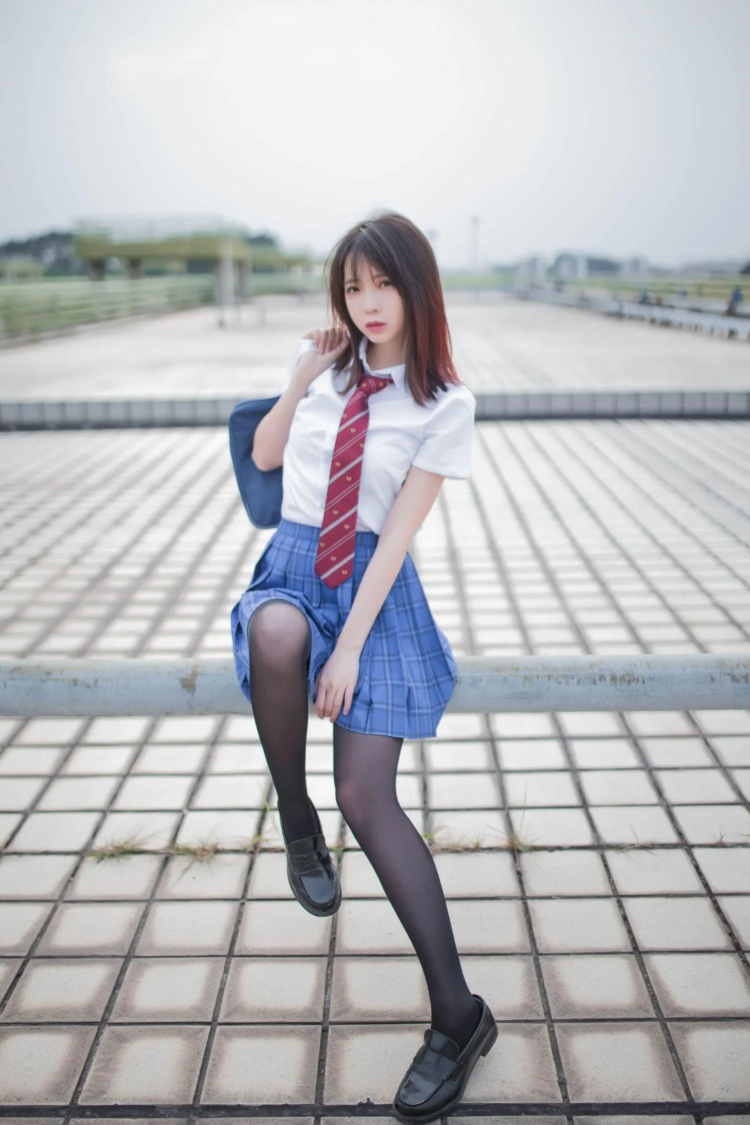 疯猫ss – NO.12 天台JK [30P]插图3