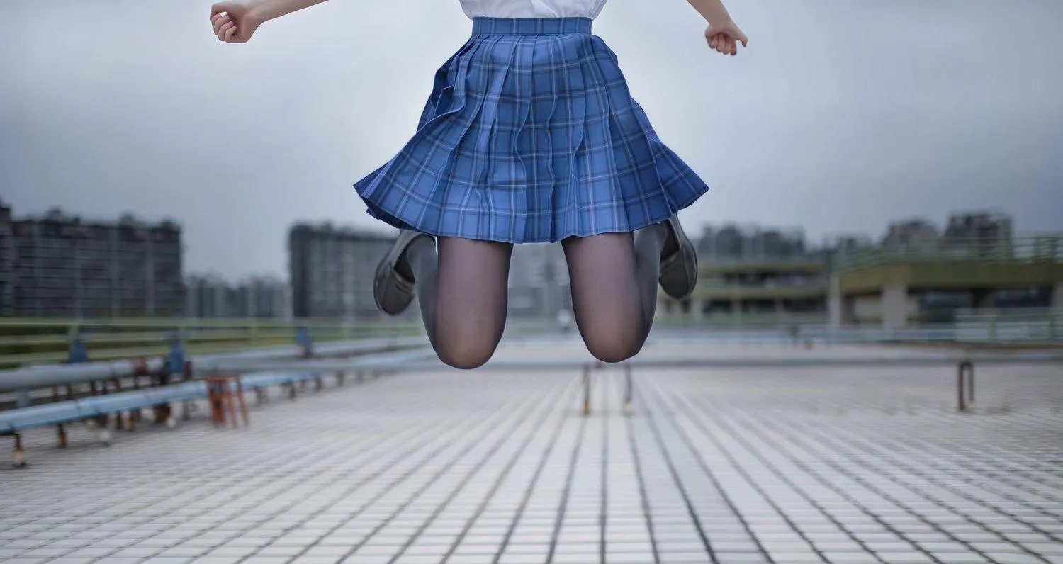 疯猫ss – NO.12 天台JK [30P]插图5