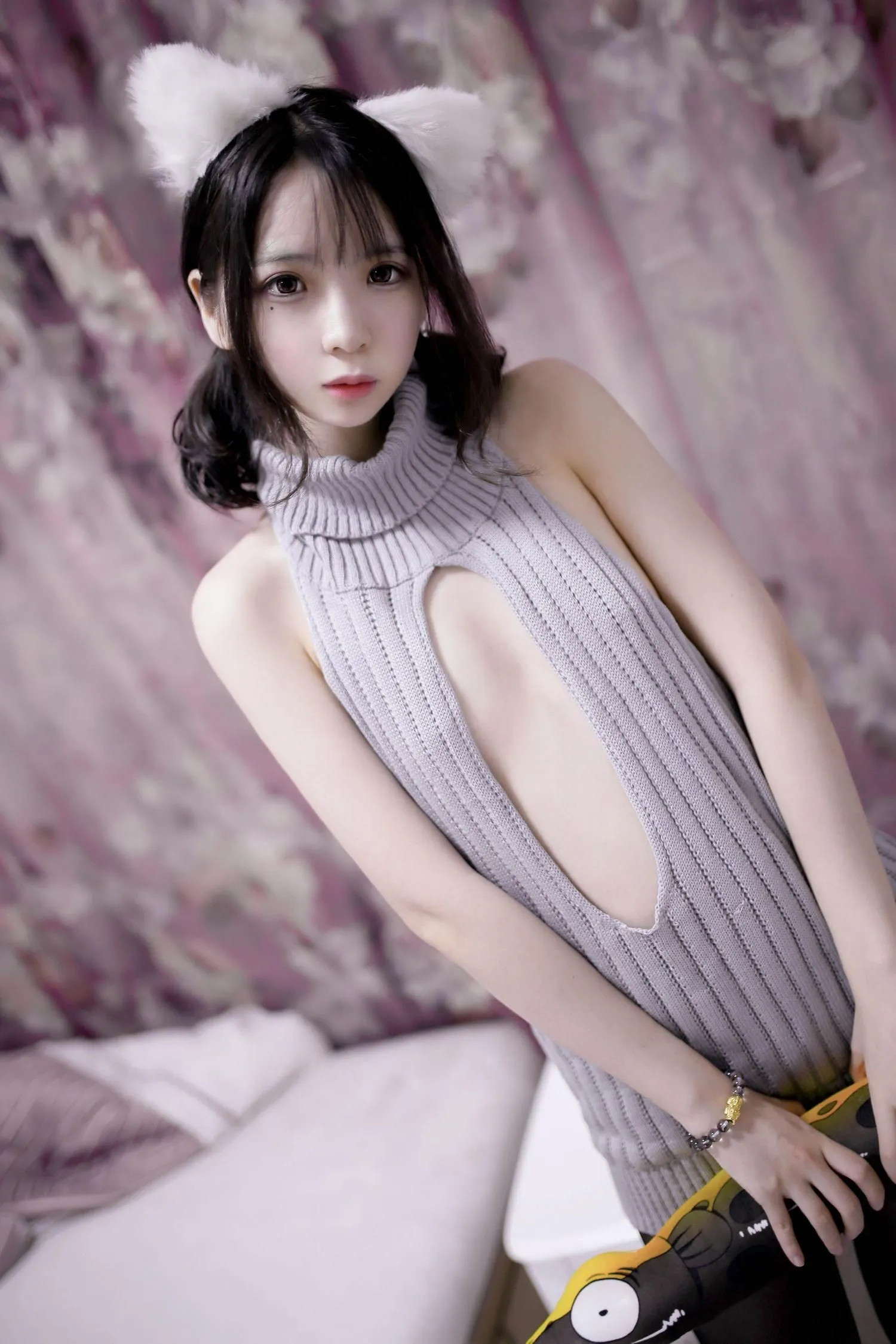 疯猫ss – NO.54 露背毛衣 [16P]插图5