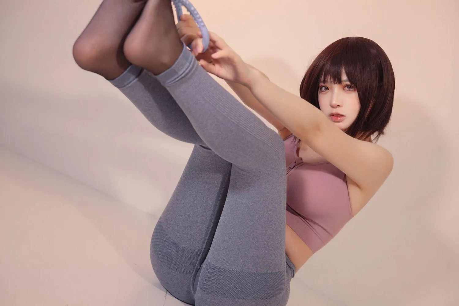 疯猫ss – NO.98 白色情人节福袋 运动衣 [40P]插图5