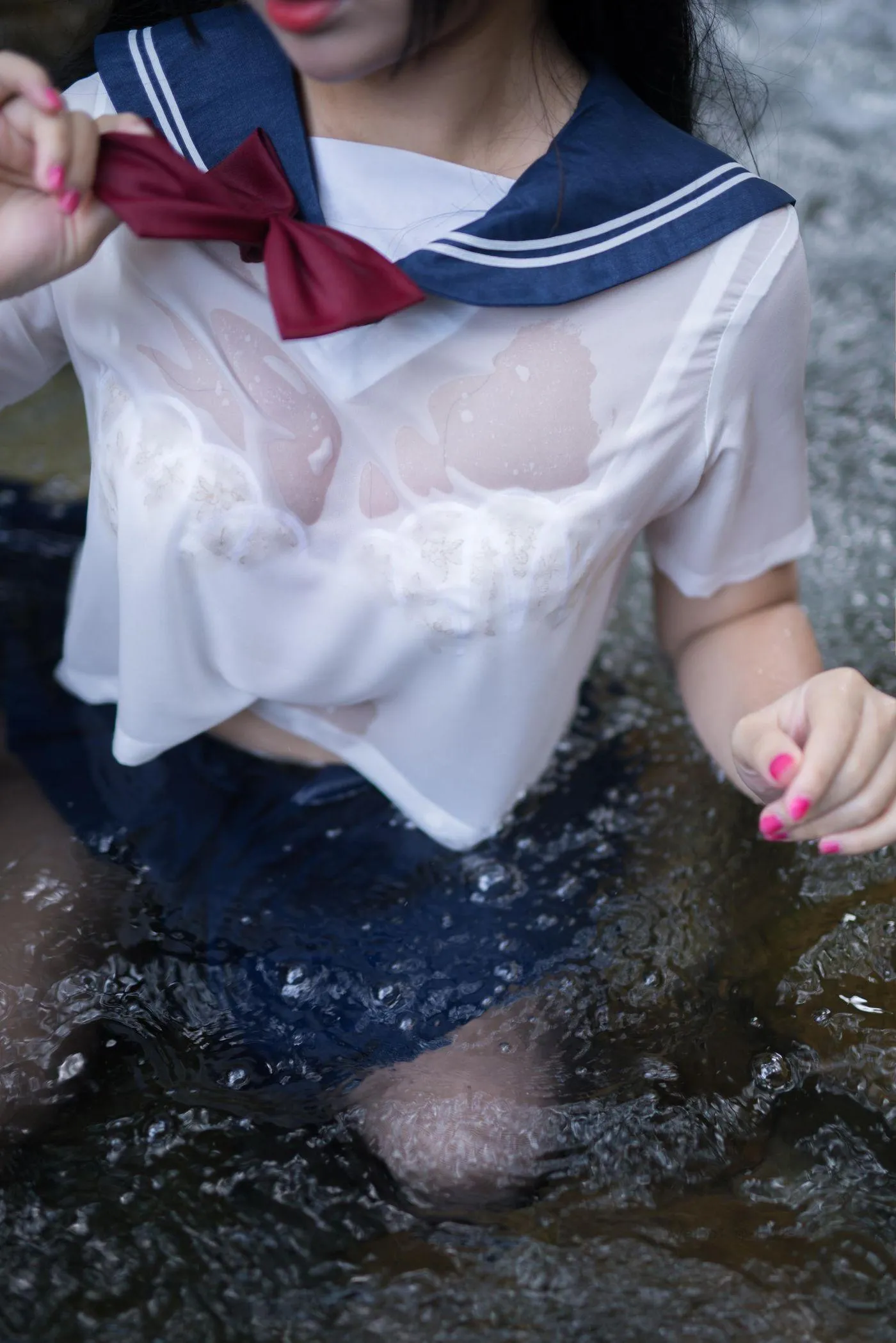 白烨 – NO.05 湿身JK-图片 [98P]插图7