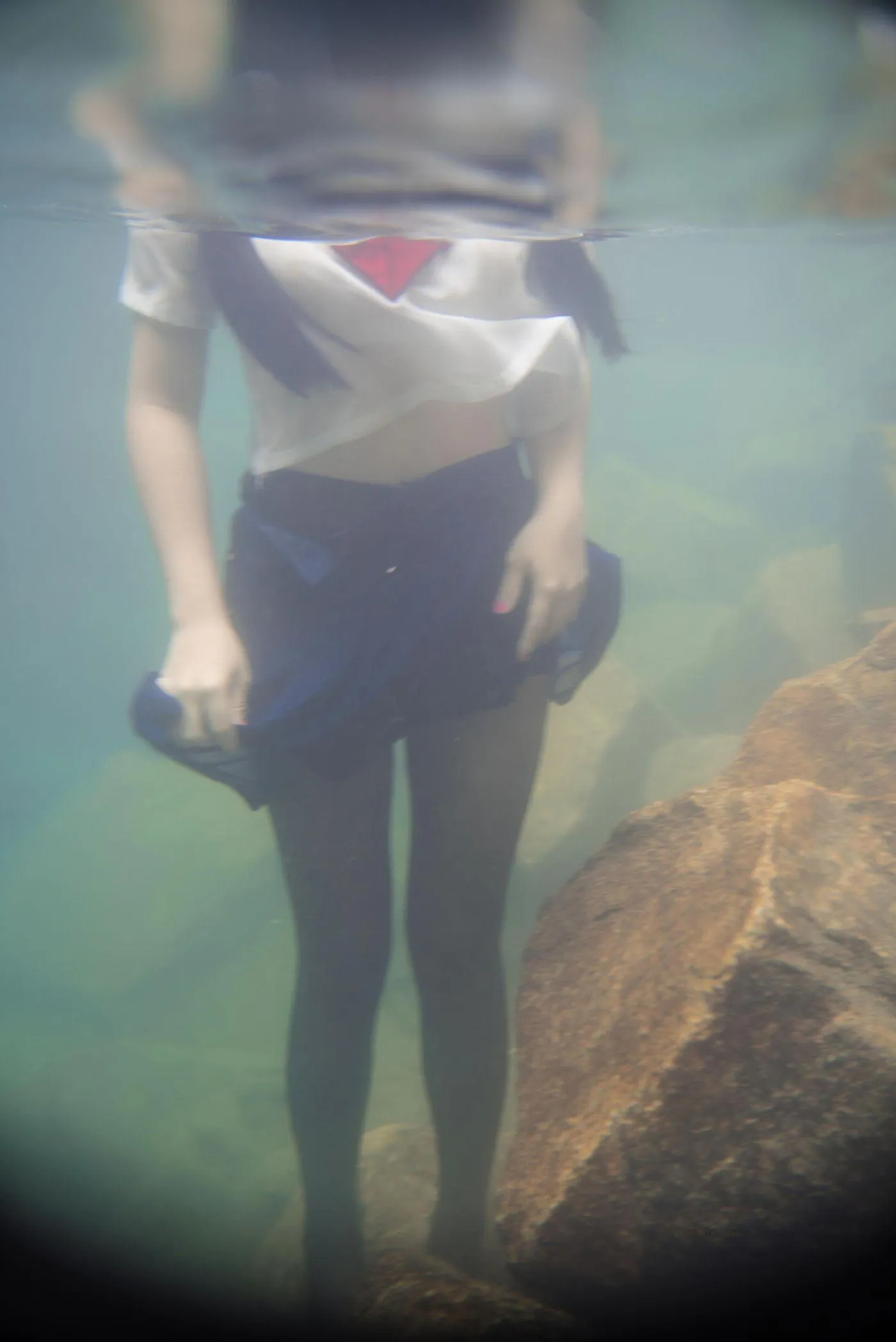 白烨 – NO.05 湿身JK-图片 [98P]插图4