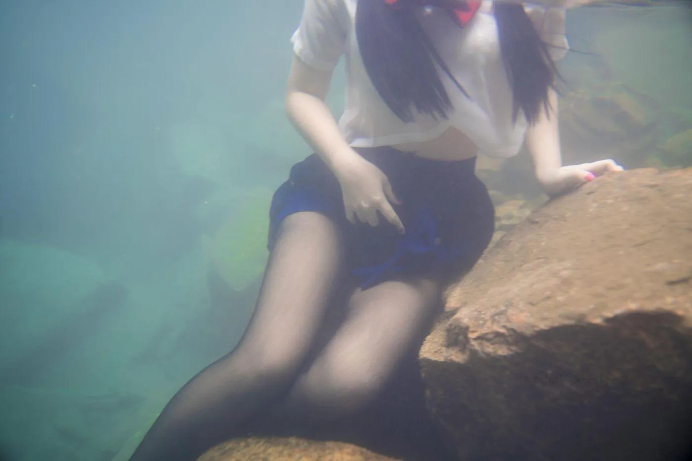 白烨 – NO.05 湿身JK-图片 [98P]插图8