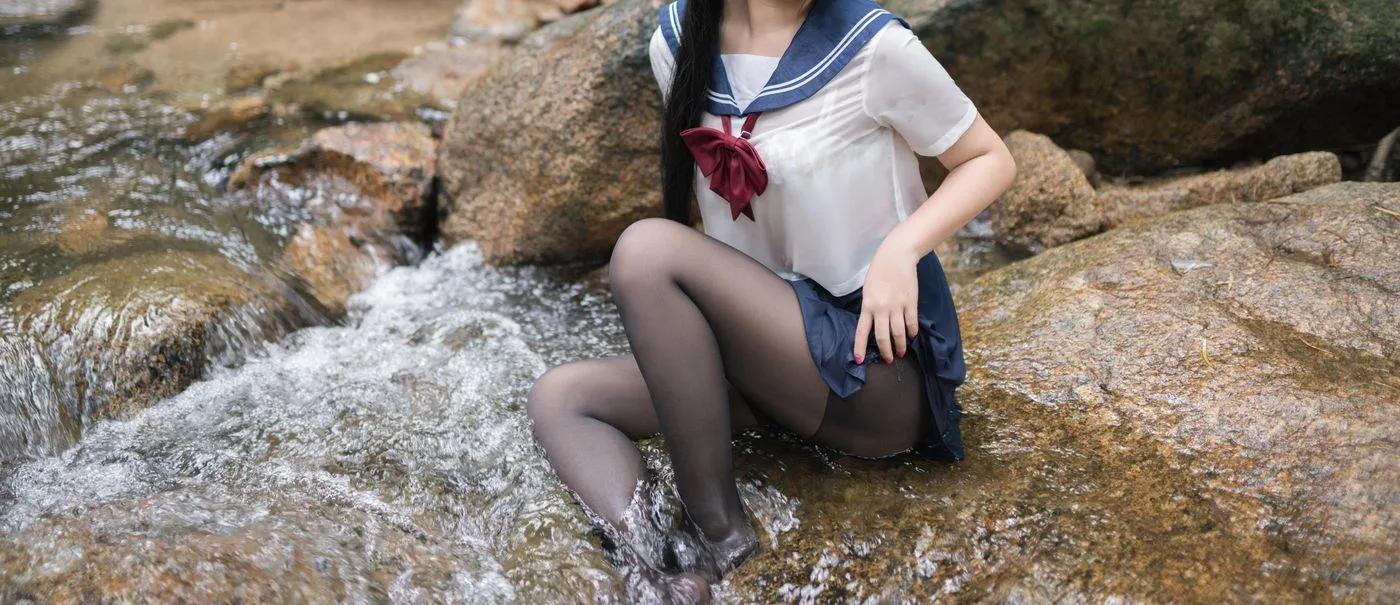 白烨 – NO.05 湿身JK-图片 [98P]插图9