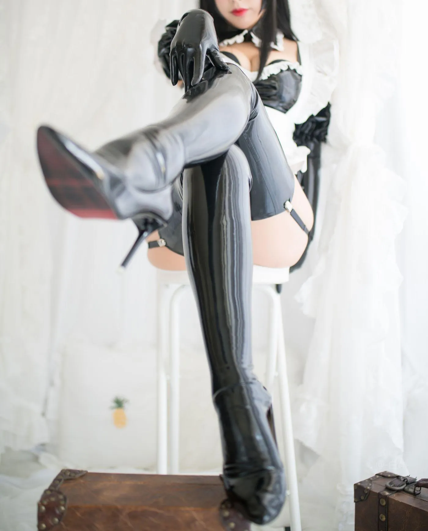 白烨 – NO.22 傲娇女仆长 [63P]插图1