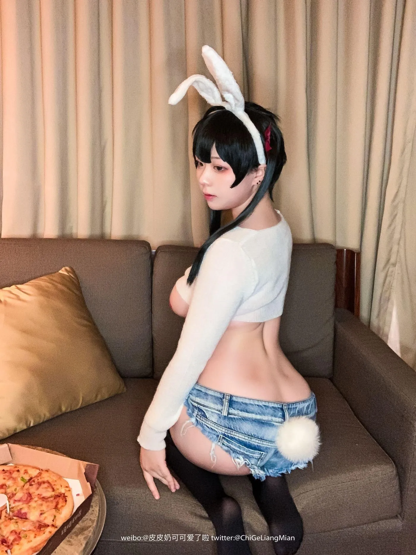 皮皮奶可可爱了啦 – NO.05 披萨白兔 [52P]插图5