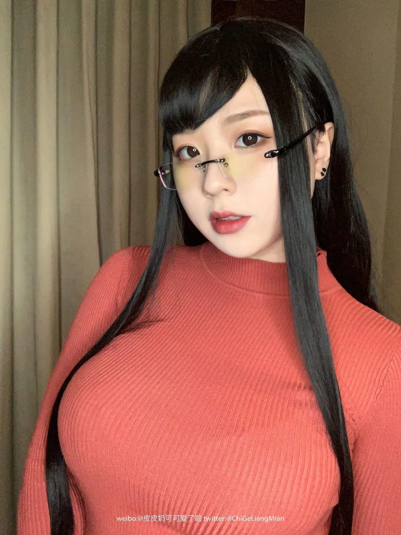 皮皮奶可可爱了啦 – NO.11 红色OL [70P]插图1