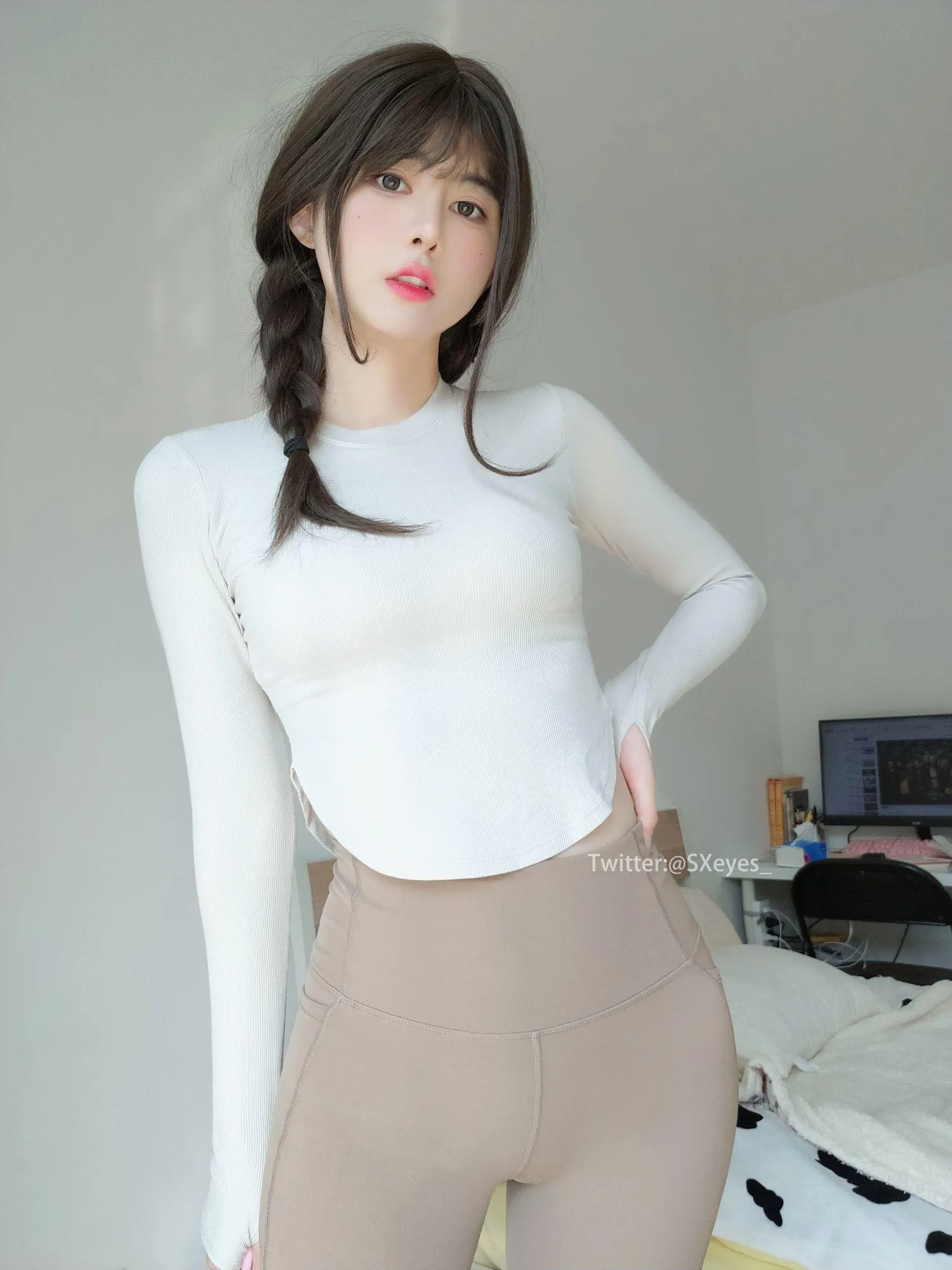 眼酱大魔王w Vol.32 瑜伽服 [32P]插图1