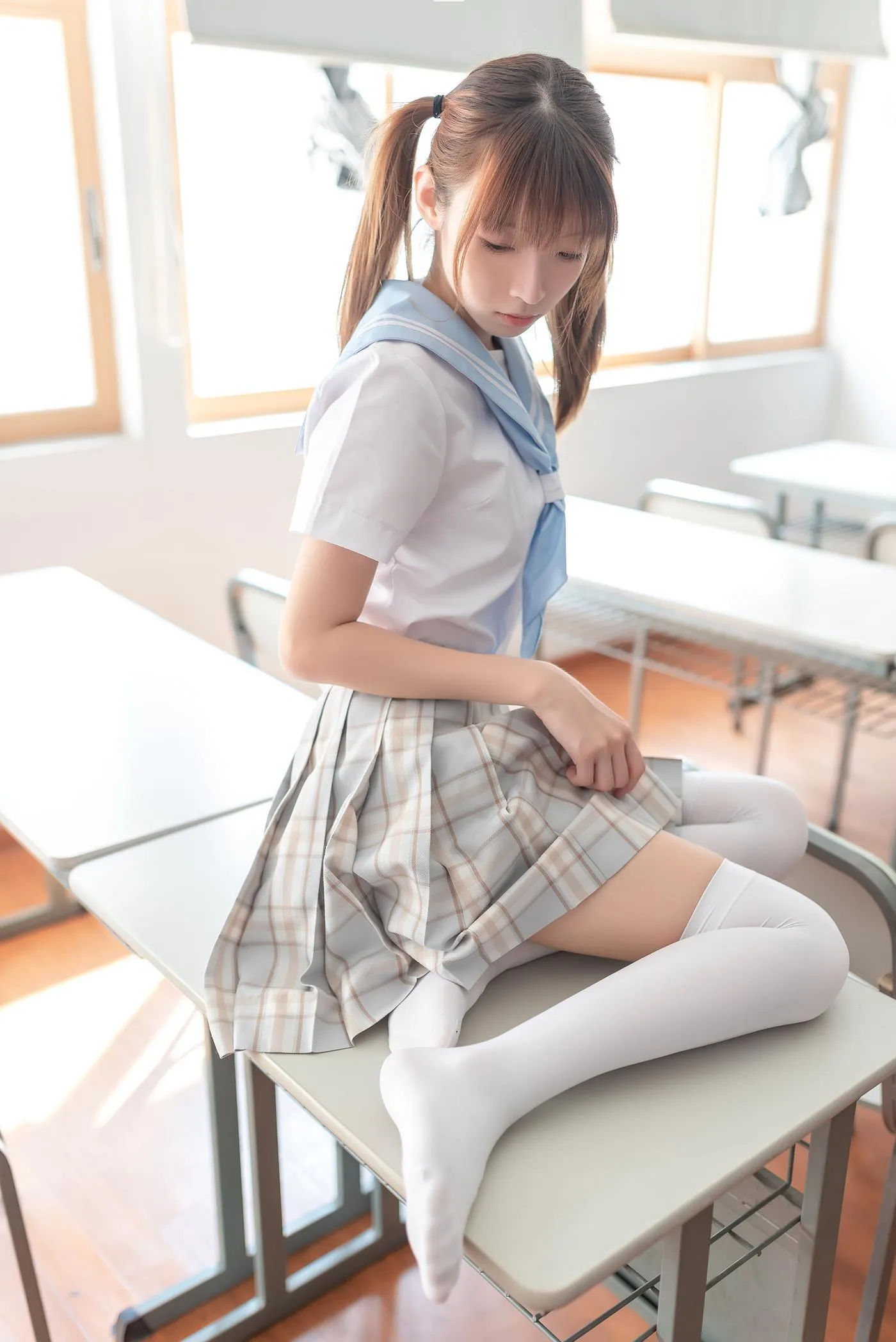 祖木子 – 不要躺在课桌上 [48P]插图2