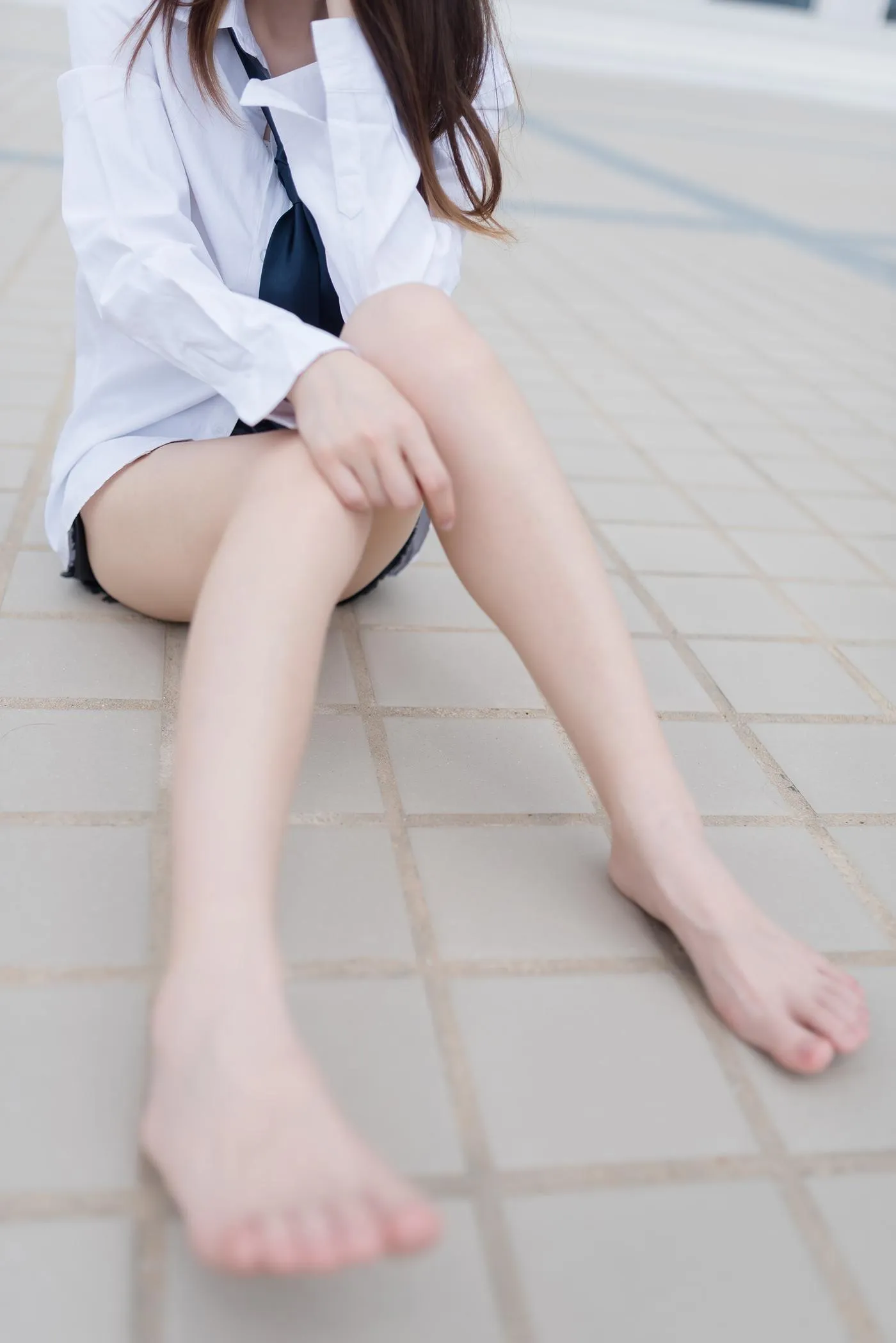 祖木子 – 裸脚白衬衫 · 足控福利 [46P]插图6