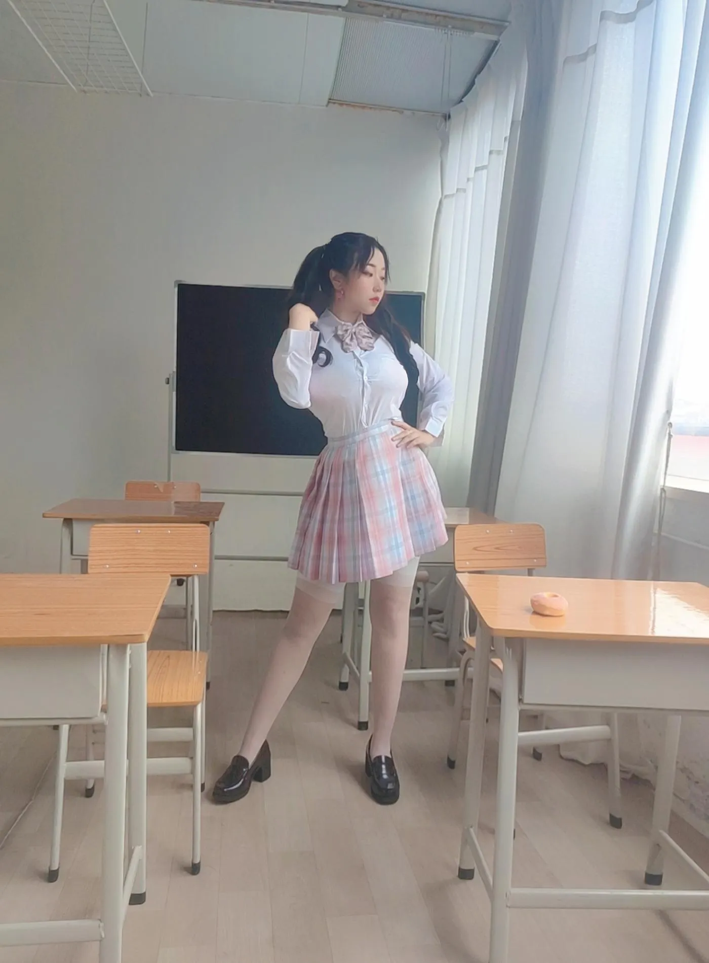 穆零Mu0 – VOL.18 老师 X生-小自拍 [14P]插图