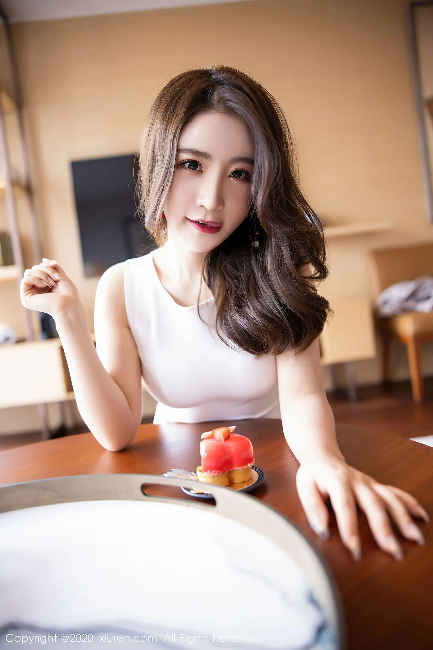 [XIUREN秀人网] 2020.08.13 VOL.2441 绯月樱-Cherry [110P]插图4
