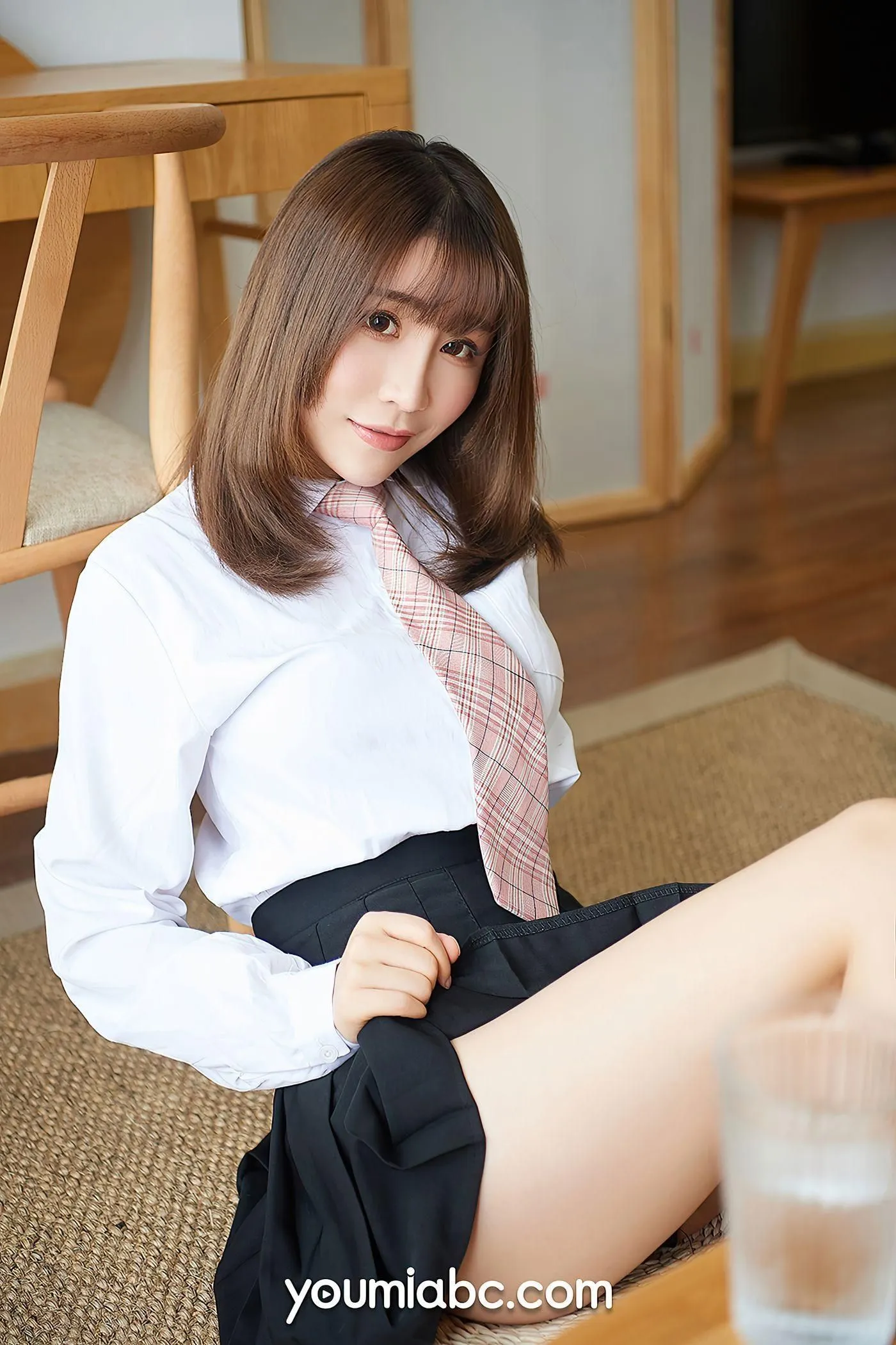 [YouMi尤蜜] 2020.05.03 -学生妹の制服诱惑 绯月樱-Cherry [50P]插图1