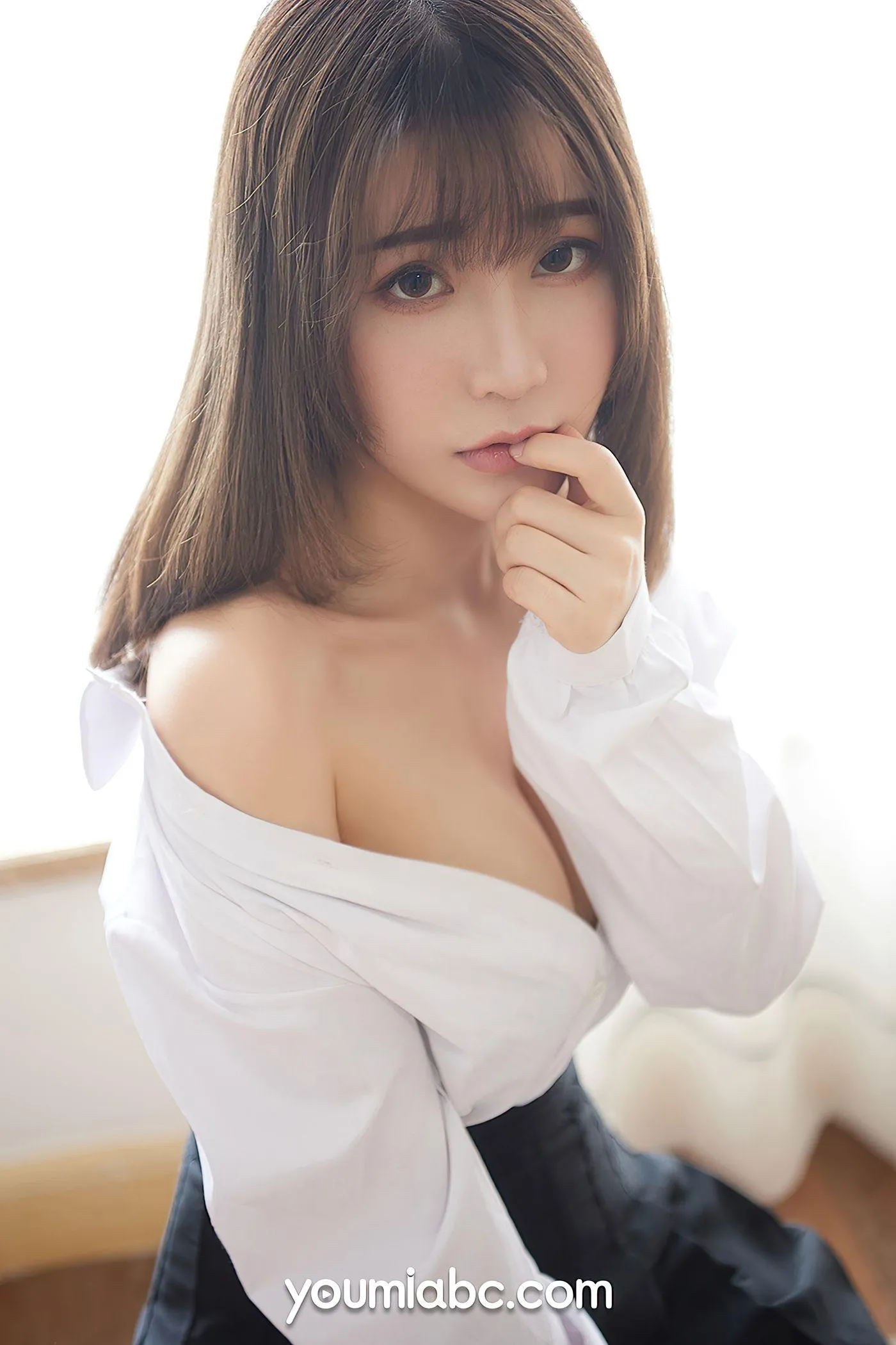 [YouMi尤蜜] 2020.05.03 -学生妹の制服诱惑 绯月樱-Cherry [50P]插图2