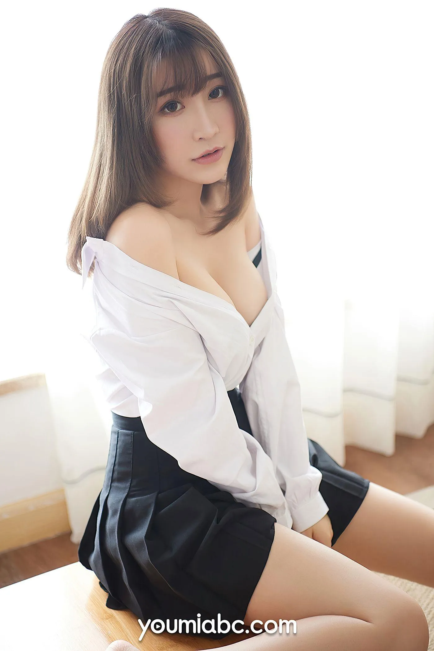 [YouMi尤蜜] 2020.05.03 -学生妹の制服诱惑 绯月樱-Cherry [50P]插图3