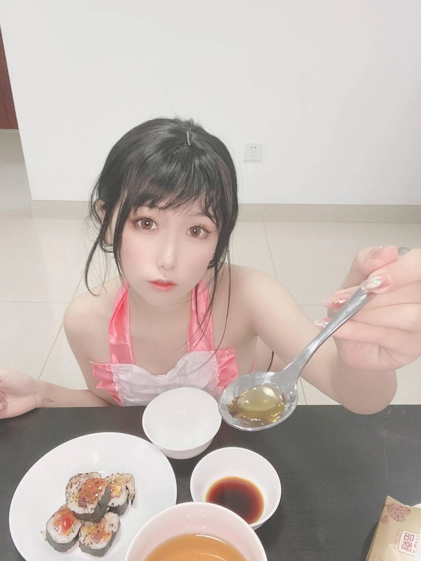 芋圆侑子 – NO.01 人妻围裙-人妻 纯图 [114P]插图1