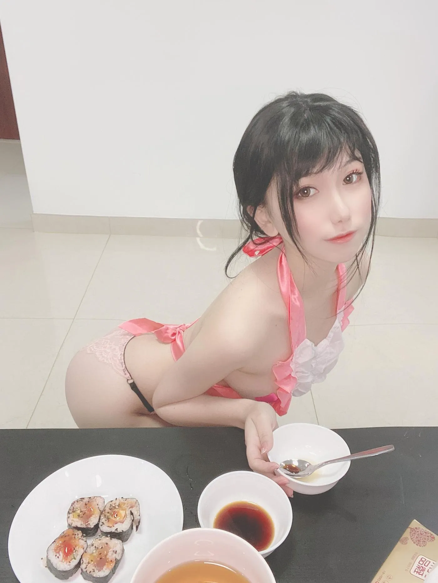 芋圆侑子 – NO.01 人妻围裙-人妻 纯图 [114P]插图3