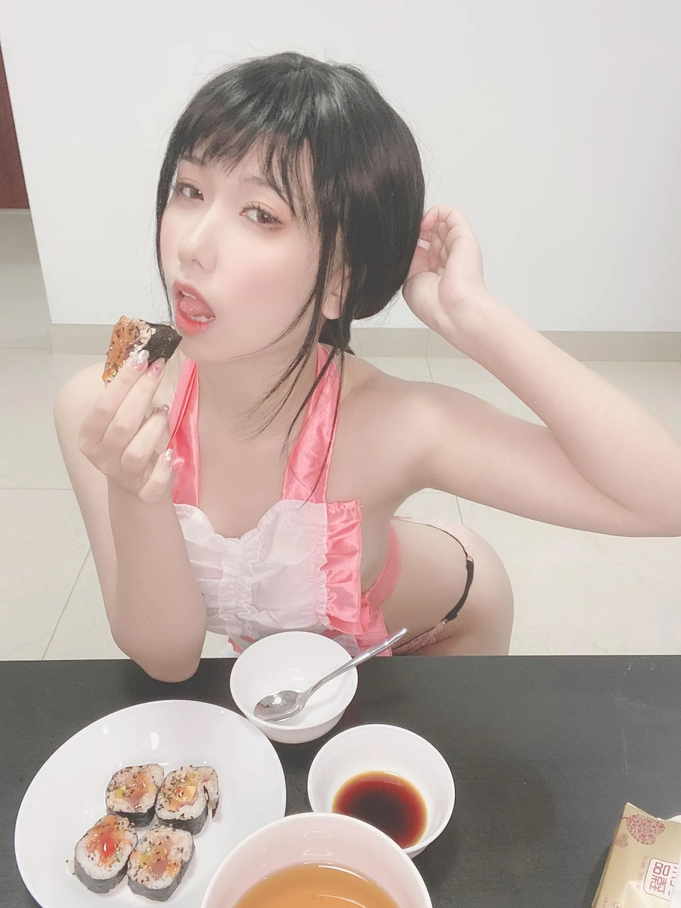 芋圆侑子 – NO.01 人妻围裙-人妻 纯图 [114P]插图2