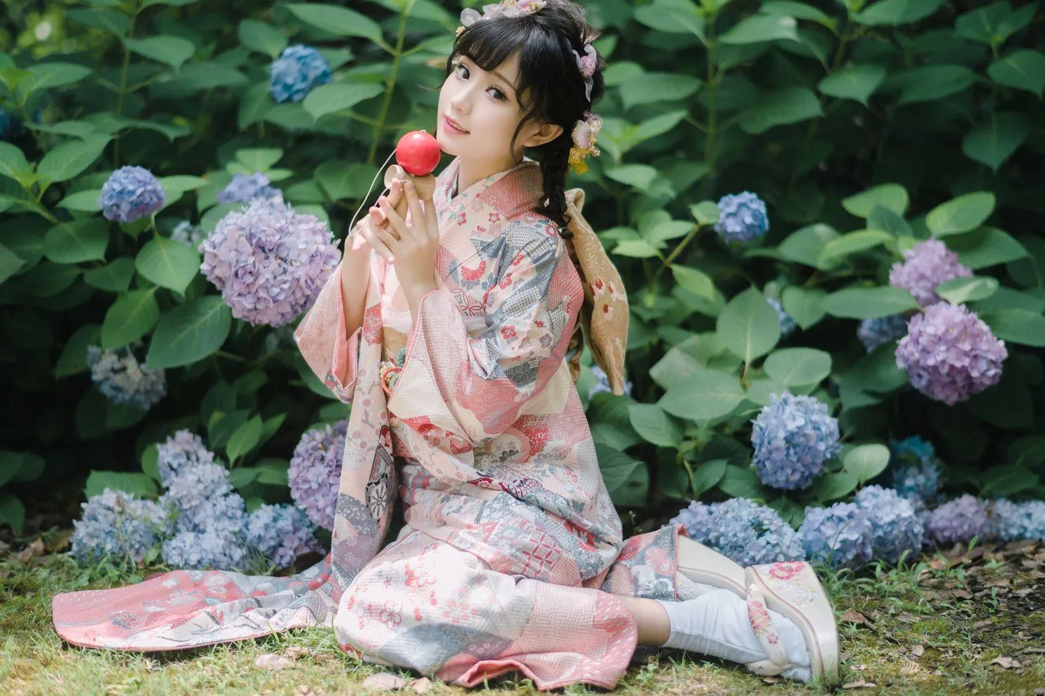 花柒Hana – NO.08 绣球花和服 [18P]插图3
