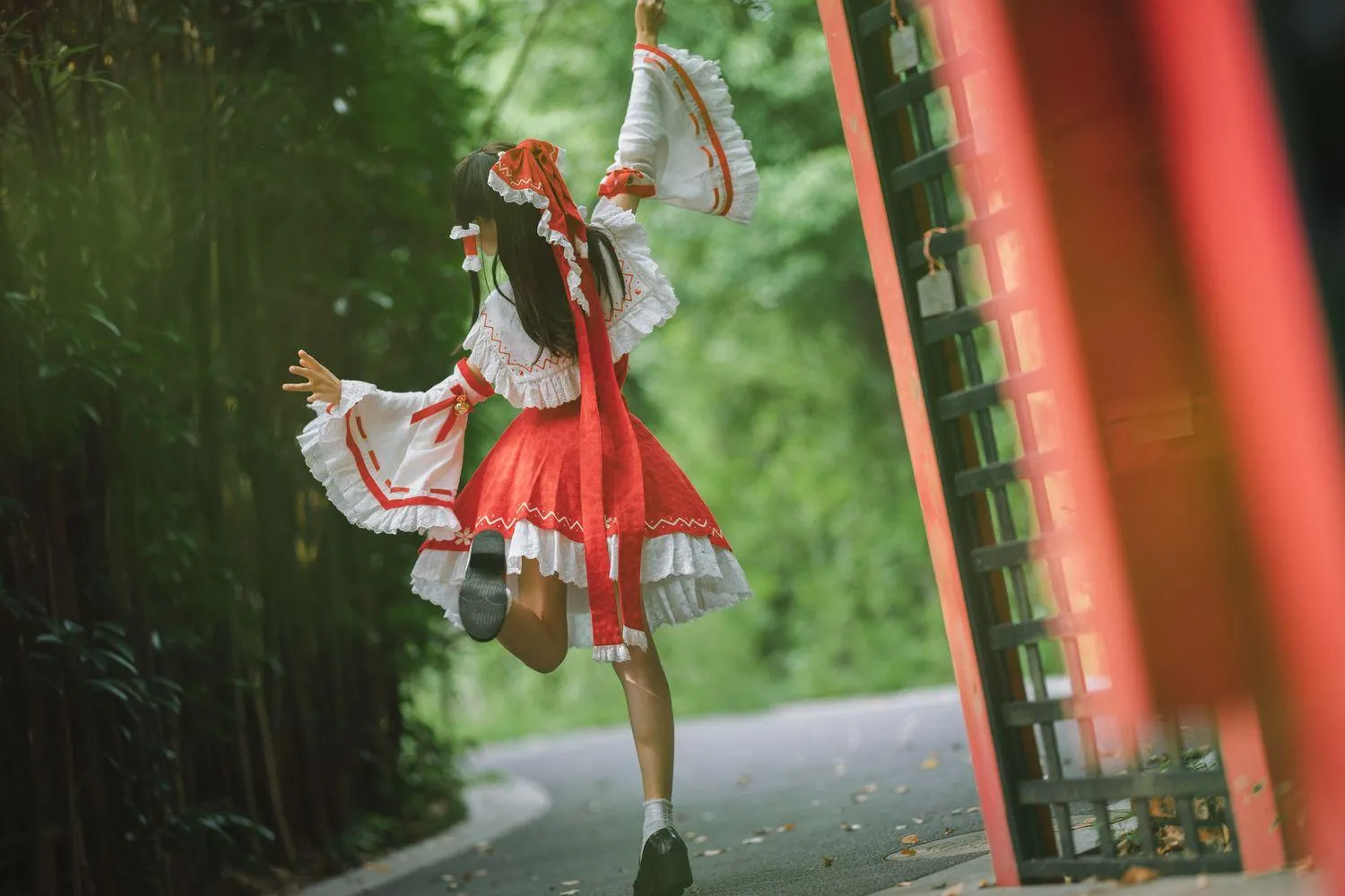 花柒Hana – NO.30 森森仙短款灵梦 [15P]插图