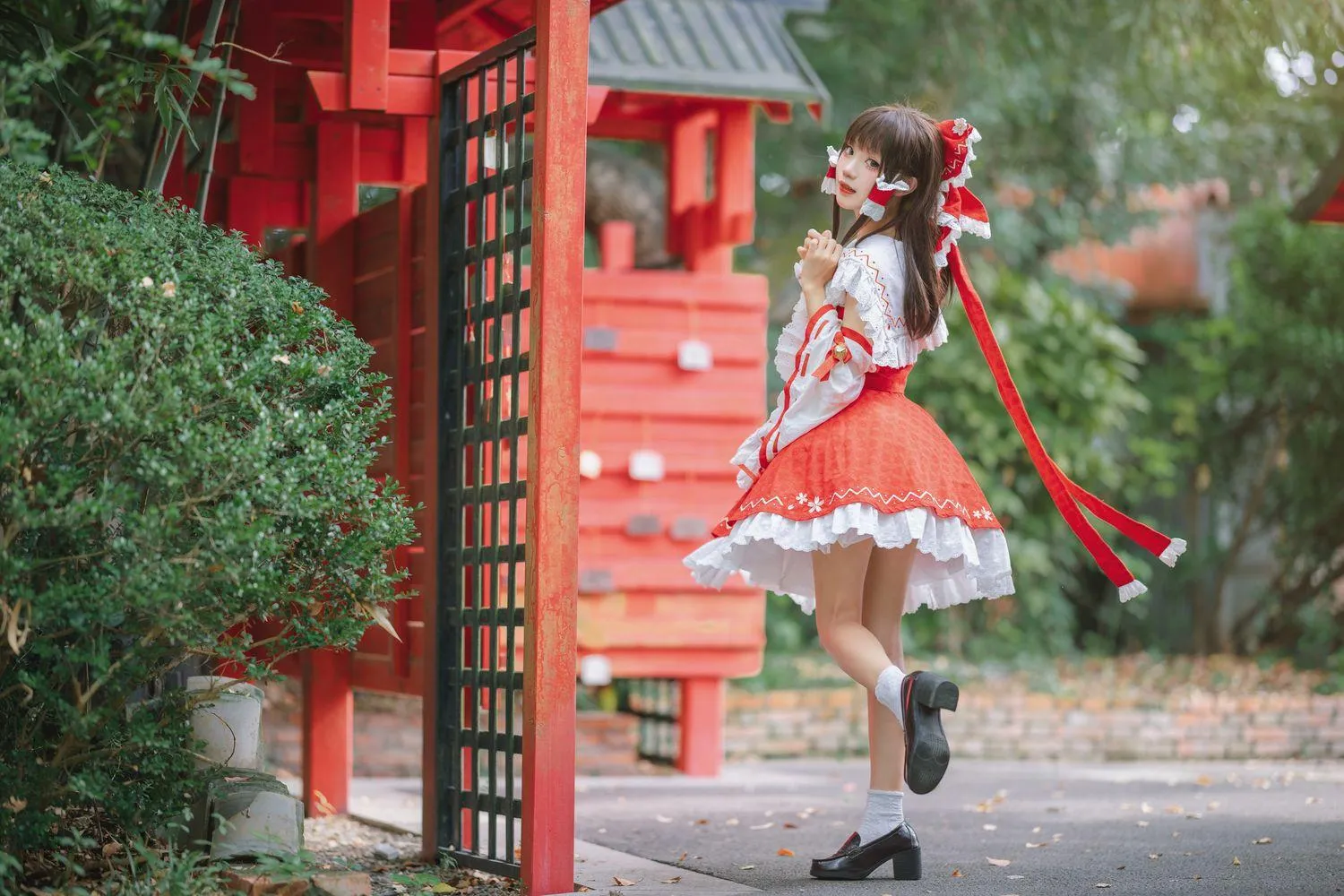 花柒Hana – NO.30 森森仙短款灵梦 [15P]插图3