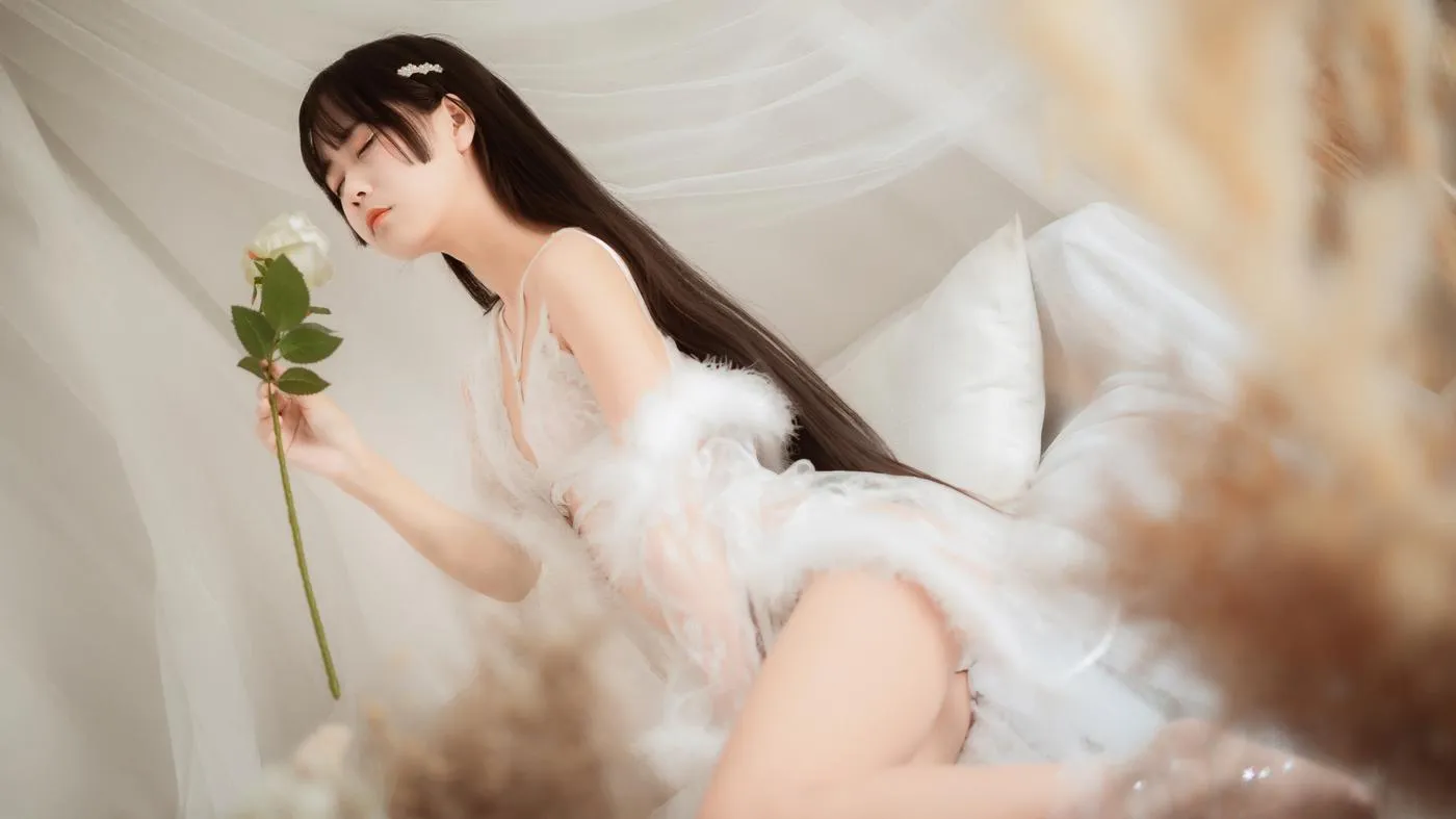 萌芽儿o0 – NO.11 毛绒内衣 [27P]插图1
