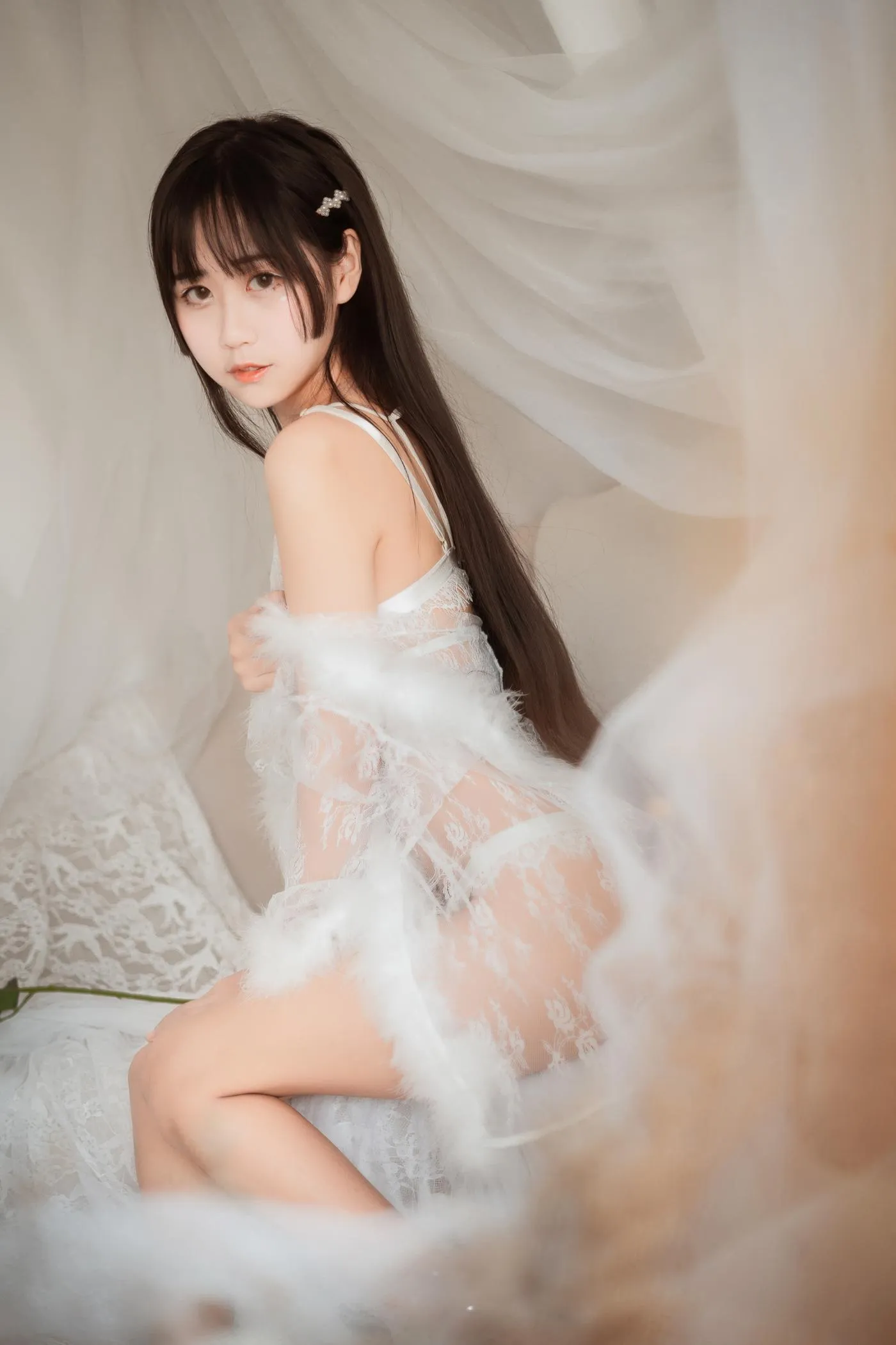 萌芽儿o0 – NO.11 毛绒内衣 [27P]插图1