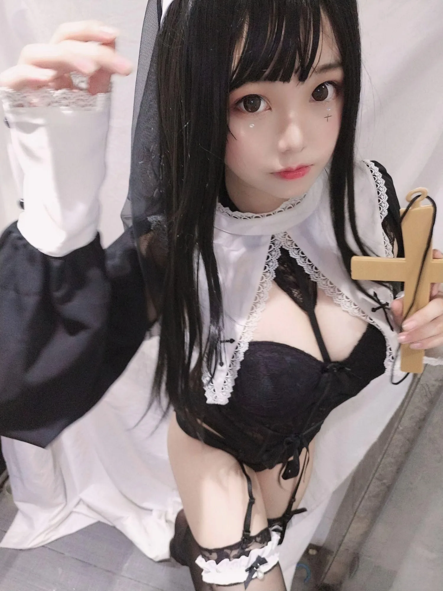蜜汁猫裘 NO.006 修女 [25P]插图5