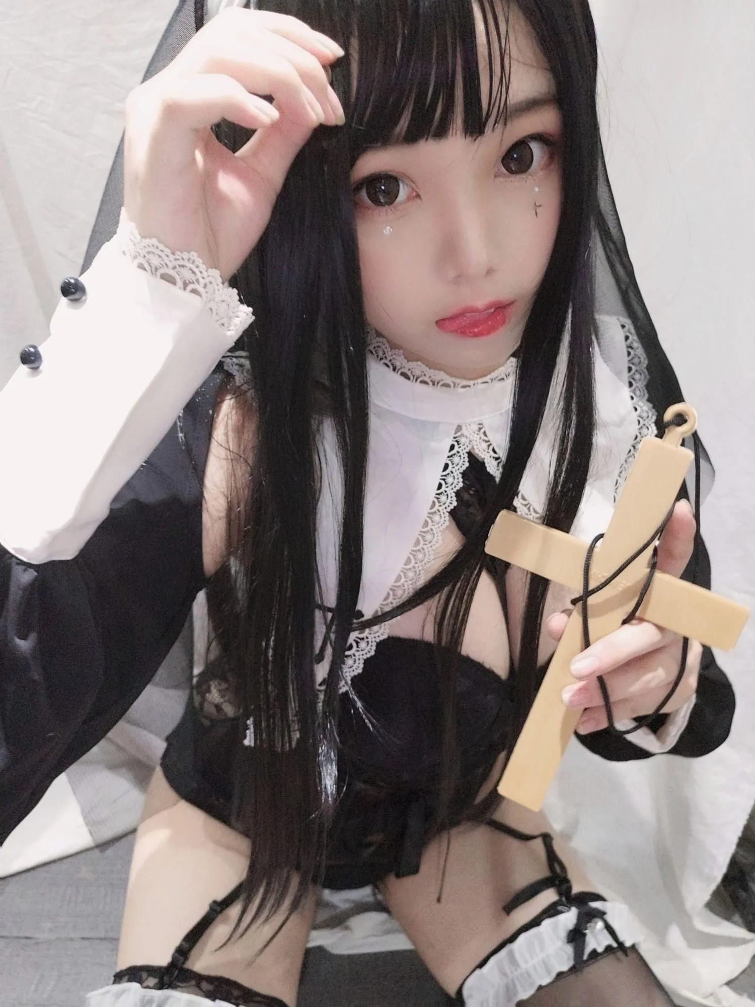 蜜汁猫裘 NO.006 修女 [25P]插图6